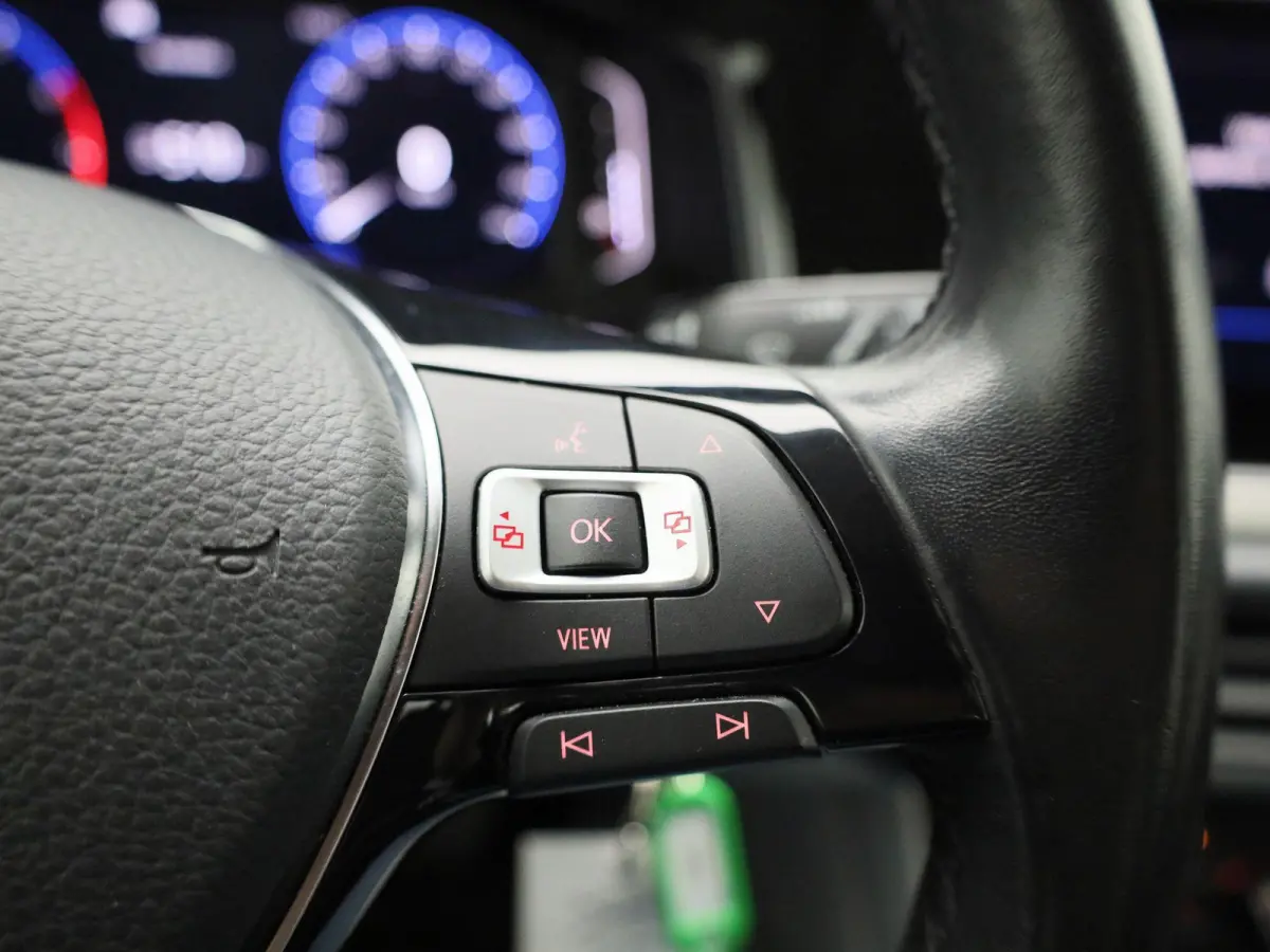1.0 TSI Comfortline | 95 PK | Interieur Pack | Apple Carplay / Android Auto | Airco | Navigatie