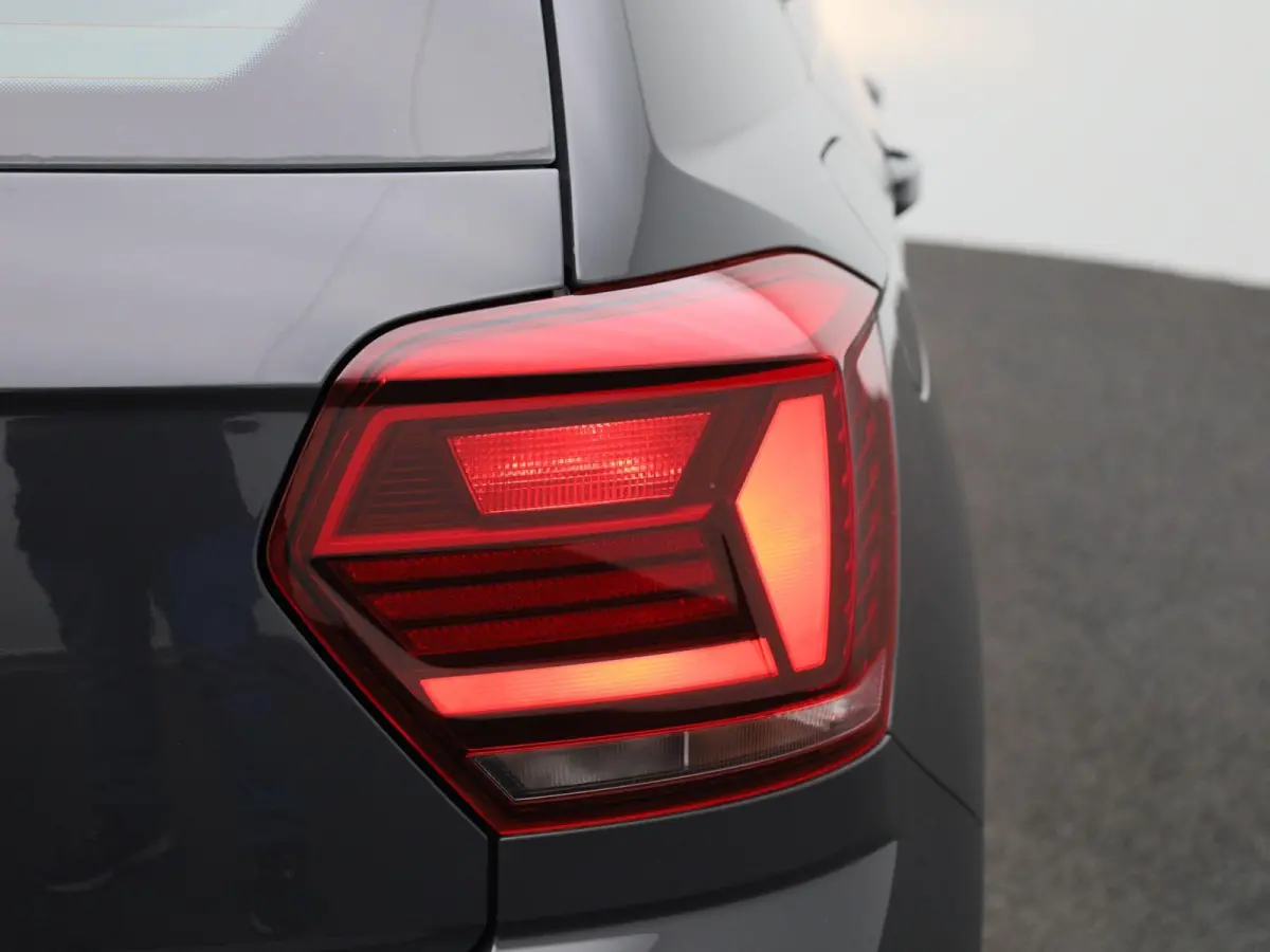 1.0 TSI Comfortline | 95 PK | Interieur Pack | Apple Carplay / Android Auto | Airco | Navigatie