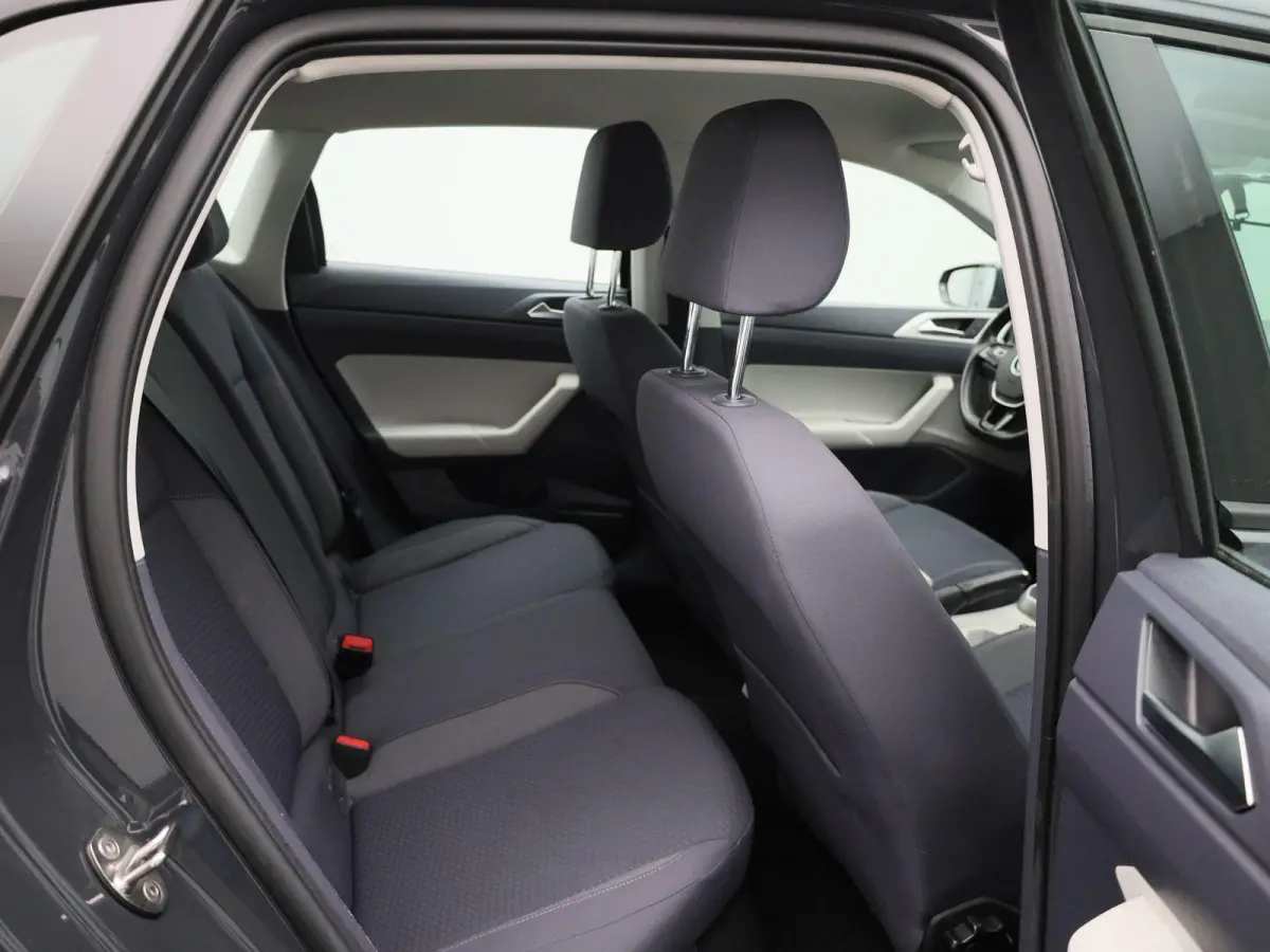1.0 TSI Comfortline | 95 PK | Interieur Pack | Apple Carplay / Android Auto | Airco | Navigatie