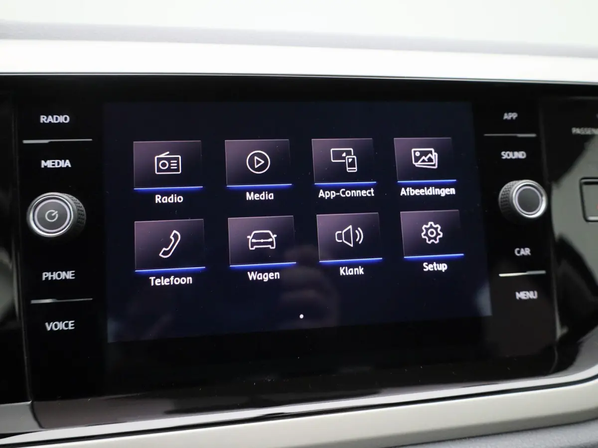 1.0 TSI Comfortline | 95 PK | Interieur Pack | Apple Carplay / Android Auto | Airco | Navigatie