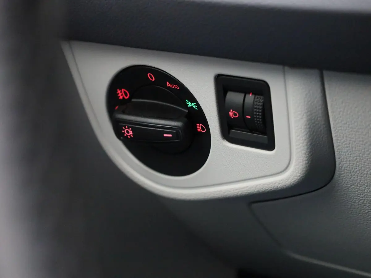 1.0 TSI Comfortline | 95 PK | Interieur Pack | Apple Carplay / Android Auto | Airco | Navigatie