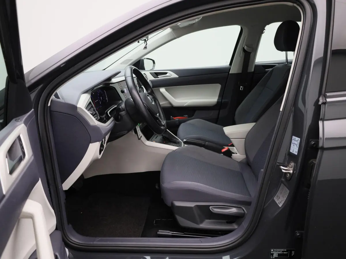 1.0 TSI Comfortline | 95 PK | Interieur Pack | Apple Carplay / Android Auto | Airco | Navigatie