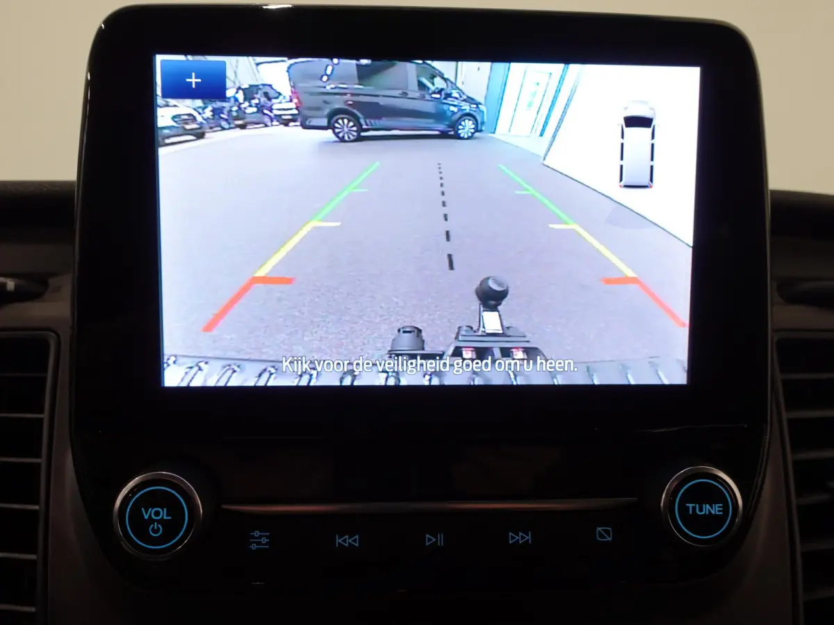 130pk Automaat L2H1 Trend Navigatie Cruise control Camera Parkeersensoren Trekhaak Airco