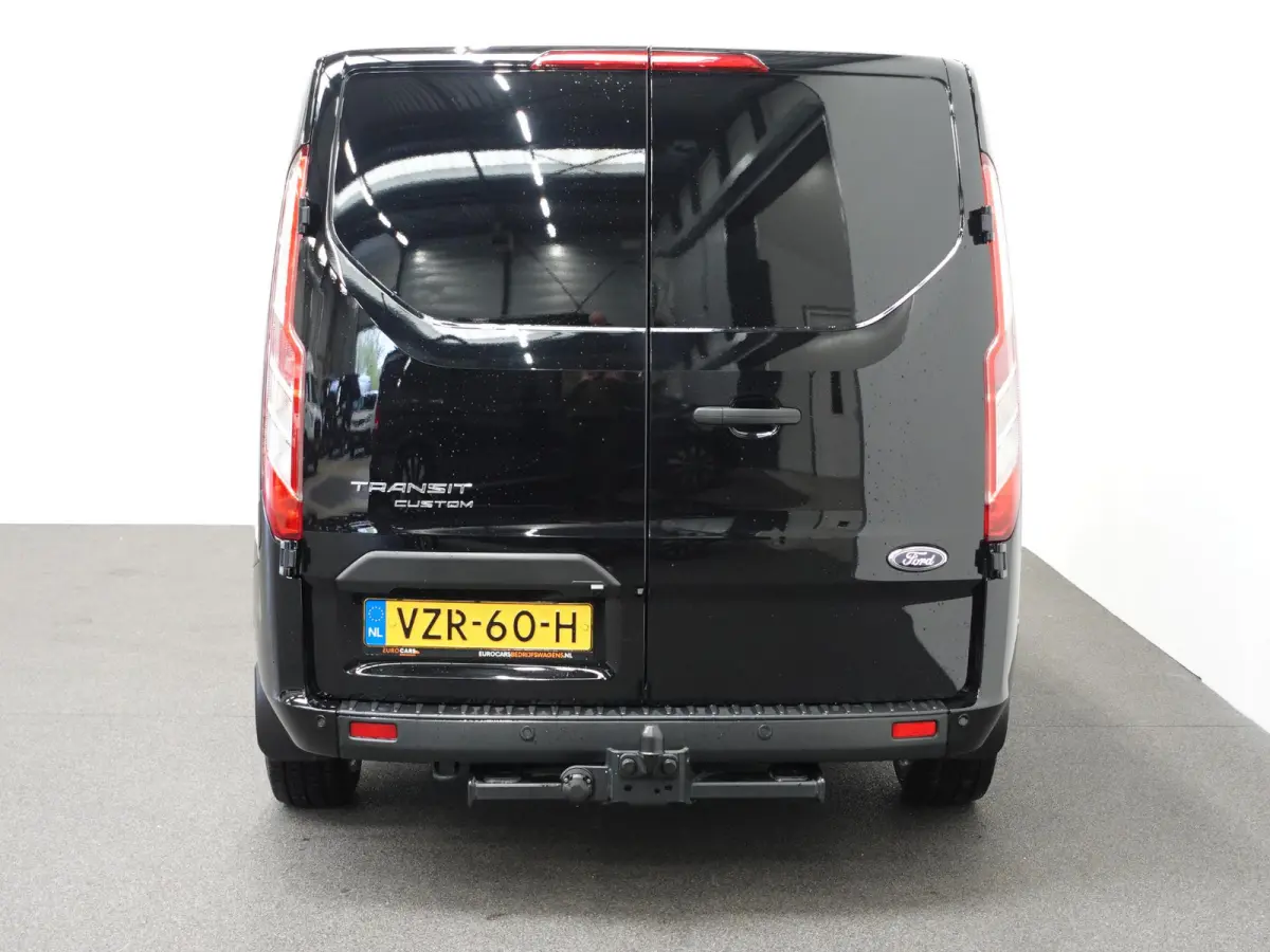 130pk Automaat L2H1 Trend Navigatie Cruise control Camera Parkeersensoren Trekhaak Airco