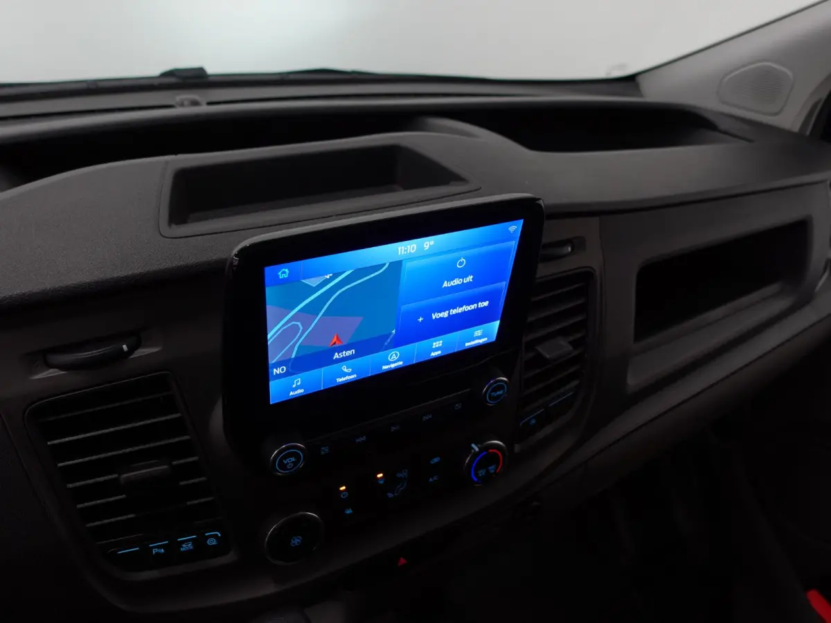 130pk Automaat L2H1 Trend Navigatie Cruise control Camera Parkeersensoren Trekhaak Airco