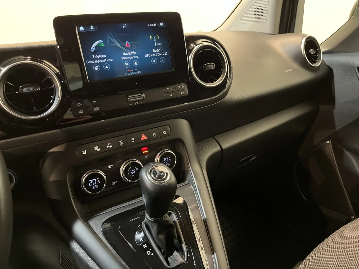 112 CDI L2 Pro Automaat / Servicebus / Sortimo Inrichting / Euro 6 / Airco / Camera / CarPlay / Navigatie / Klep / LED / 66.400 KM !!