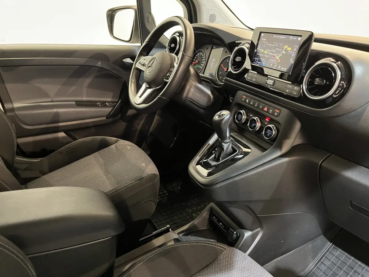 112 CDI L2 Pro Automaat / Servicebus / Sortimo Inrichting / Euro 6 / Airco / Camera / CarPlay / Navigatie / Klep / LED / 66.400 KM !!