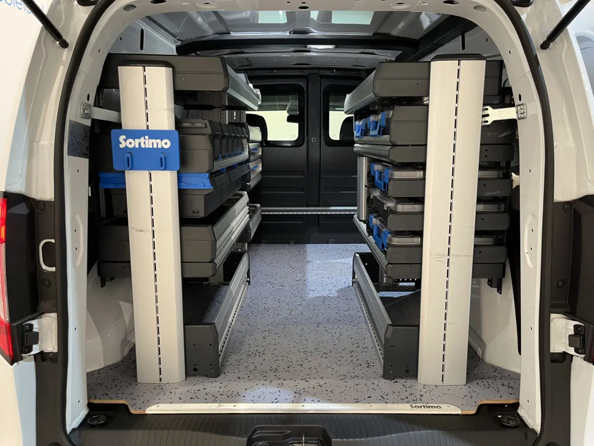 112 CDI L2 Pro Automaat / Servicebus / Sortimo Inrichting / Euro 6 / Airco / Camera / CarPlay / Navigatie / Klep / LED / 66.400 KM !!