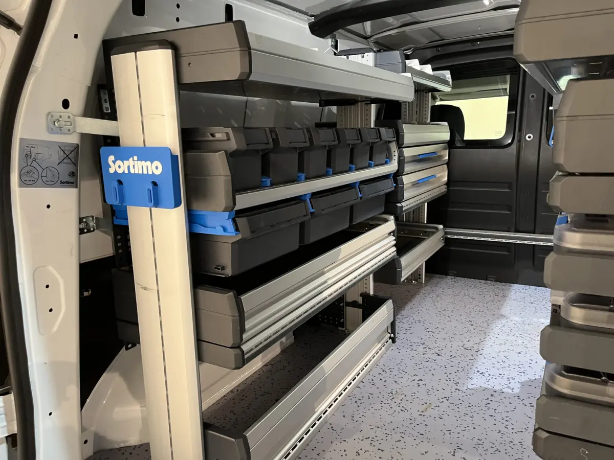 112 CDI L2 Pro Automaat / Servicebus / Sortimo Inrichting / Euro 6 / Airco / Camera / CarPlay / Navigatie / Klep / LED / 66.400 KM !!