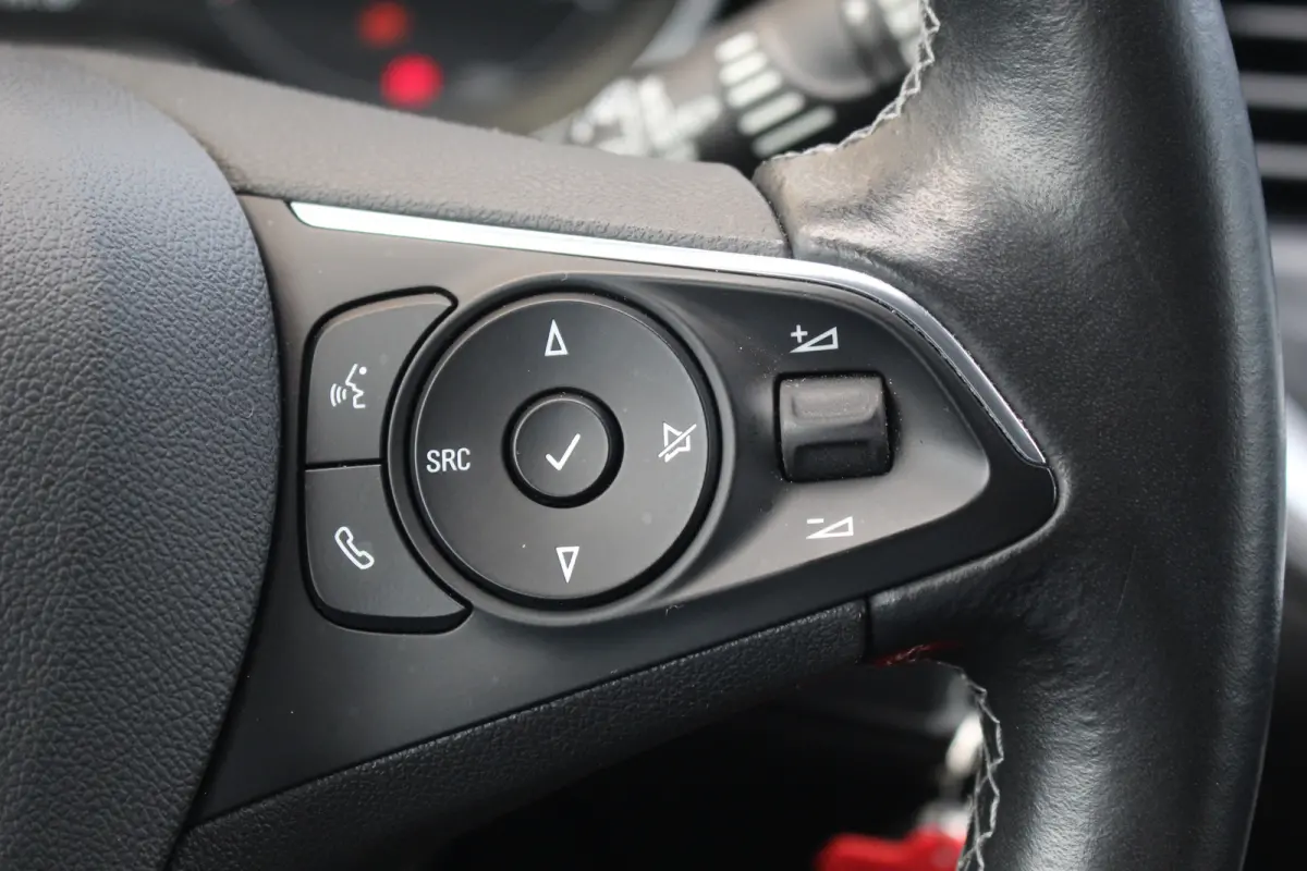 1.2 Turbo Elegance | 360 Camera | AGR-stoel | CarPlay | Climate & Cruise C. | PDC V&A | Half leder | LED | 360 Camera | AGR-stoel | CarPlay | Climate & Cruise C. | PDC V&A | Half leder | LED