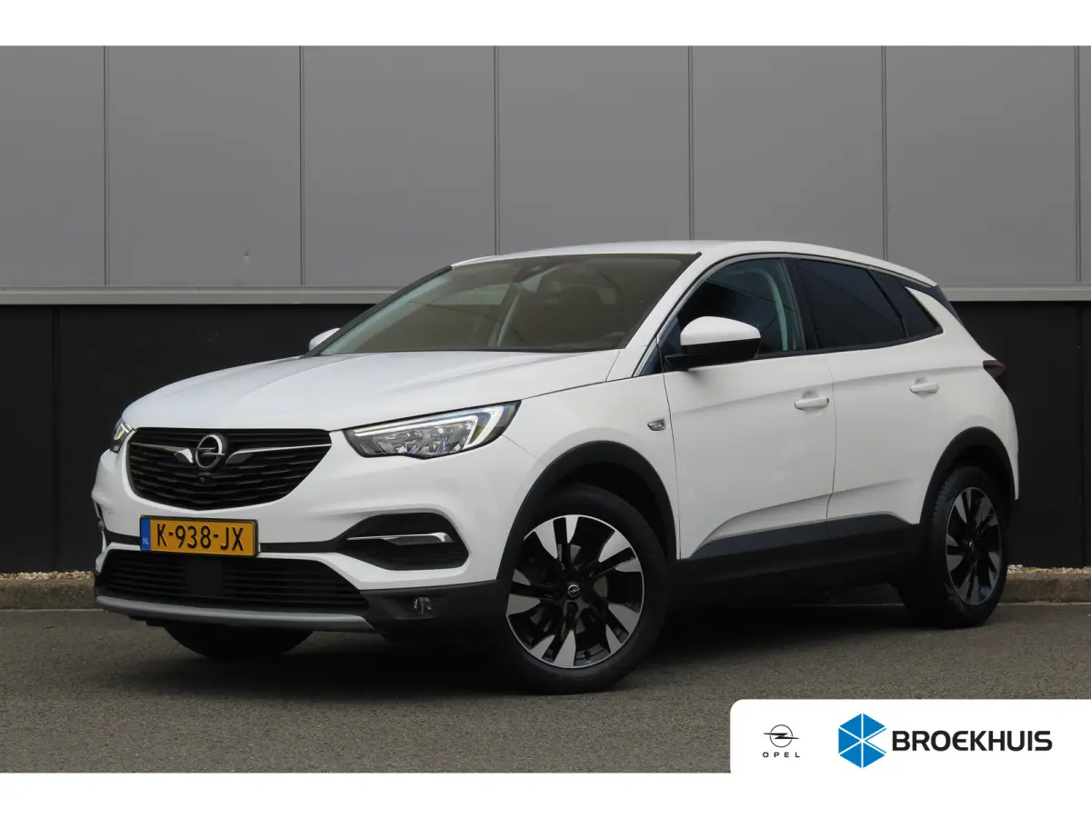 1.2 Turbo Elegance | 360 Camera | AGR-stoel | CarPlay | Climate & Cruise C. | PDC V&A | Half leder | LED | 360 Camera | AGR-stoel | CarPlay | Climate & Cruise C. | PDC V&A | Half leder | LED