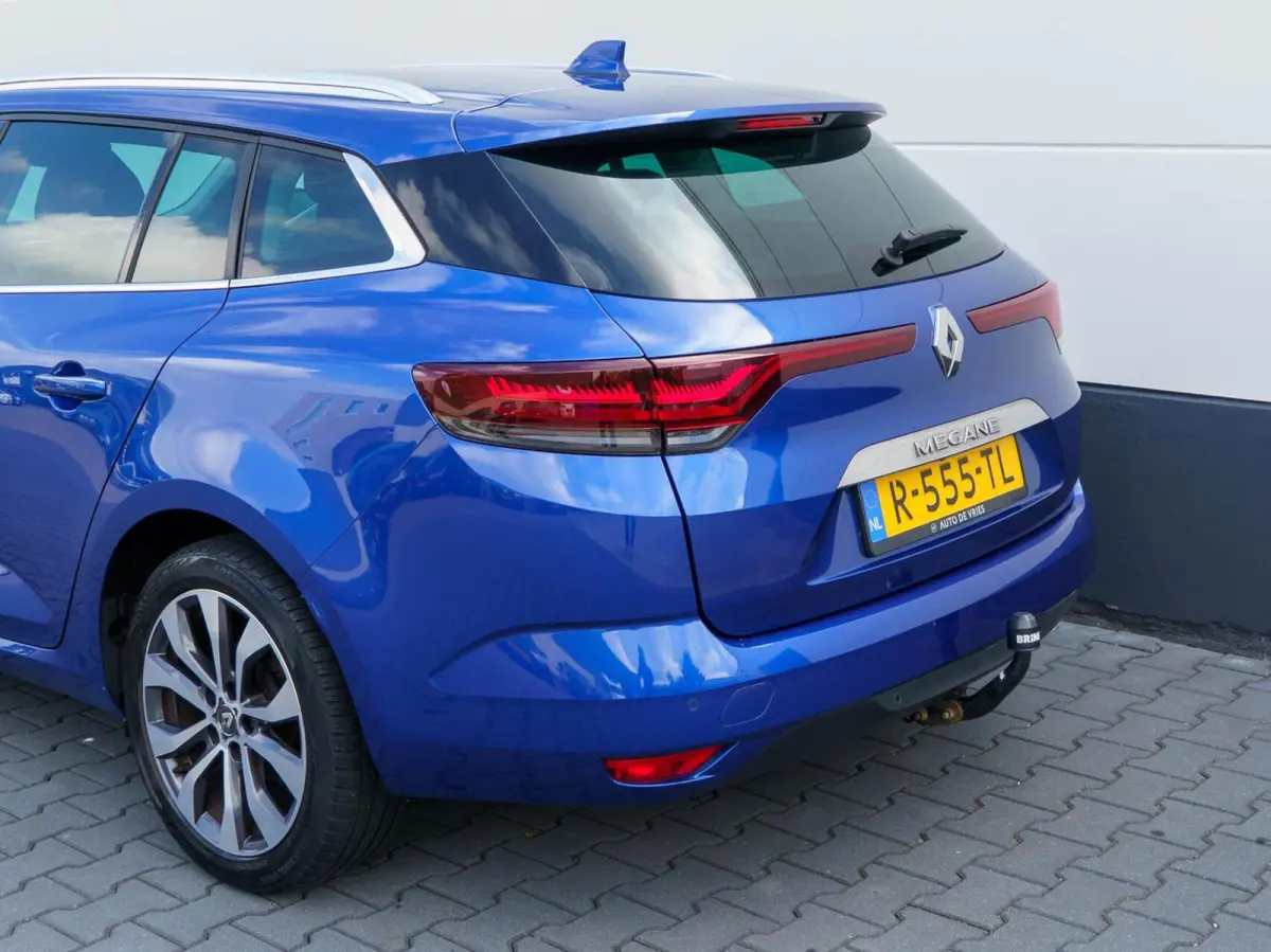 1.3 TCe 140pk Techno | Half leder | Groot scherm | Carplay | Trekhaak
