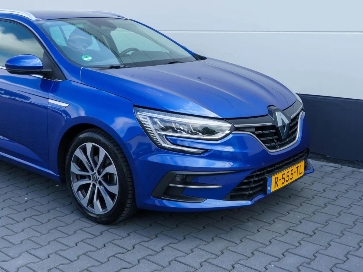 1.3 TCe 140pk Techno | Half leder | Groot scherm | Carplay | Trekhaak