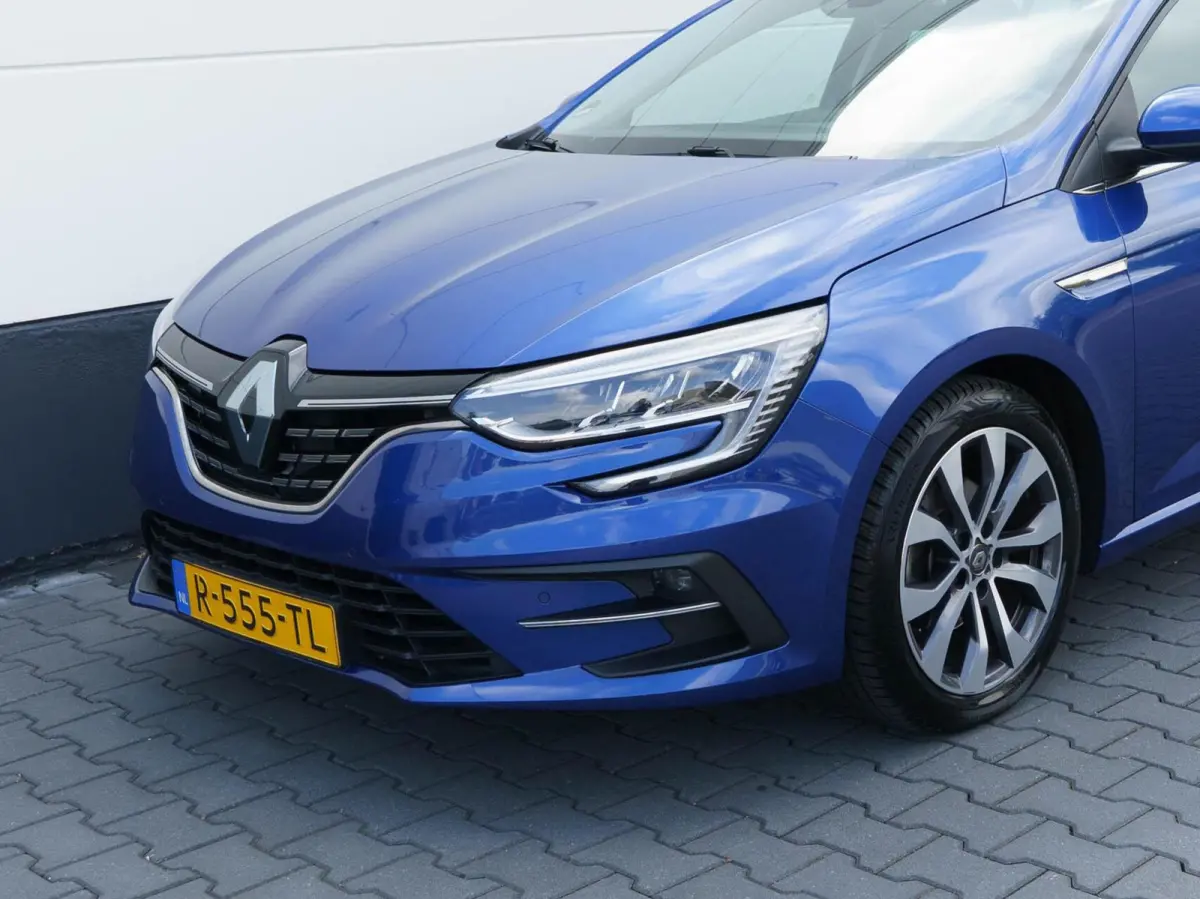 1.3 TCe 140pk Techno | Half leder | Groot scherm | Carplay | Trekhaak
