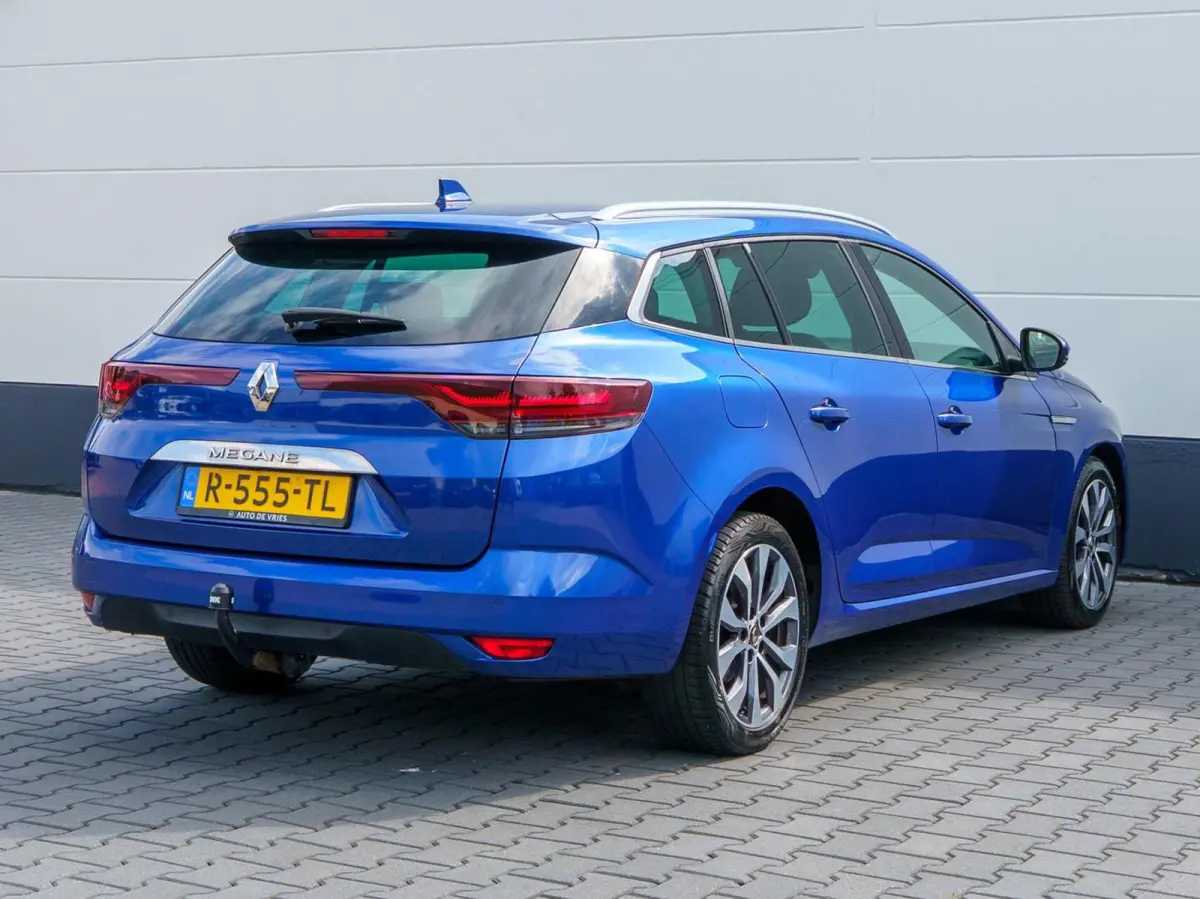 1.3 TCe 140pk Techno | Half leder | Groot scherm | Carplay | Trekhaak