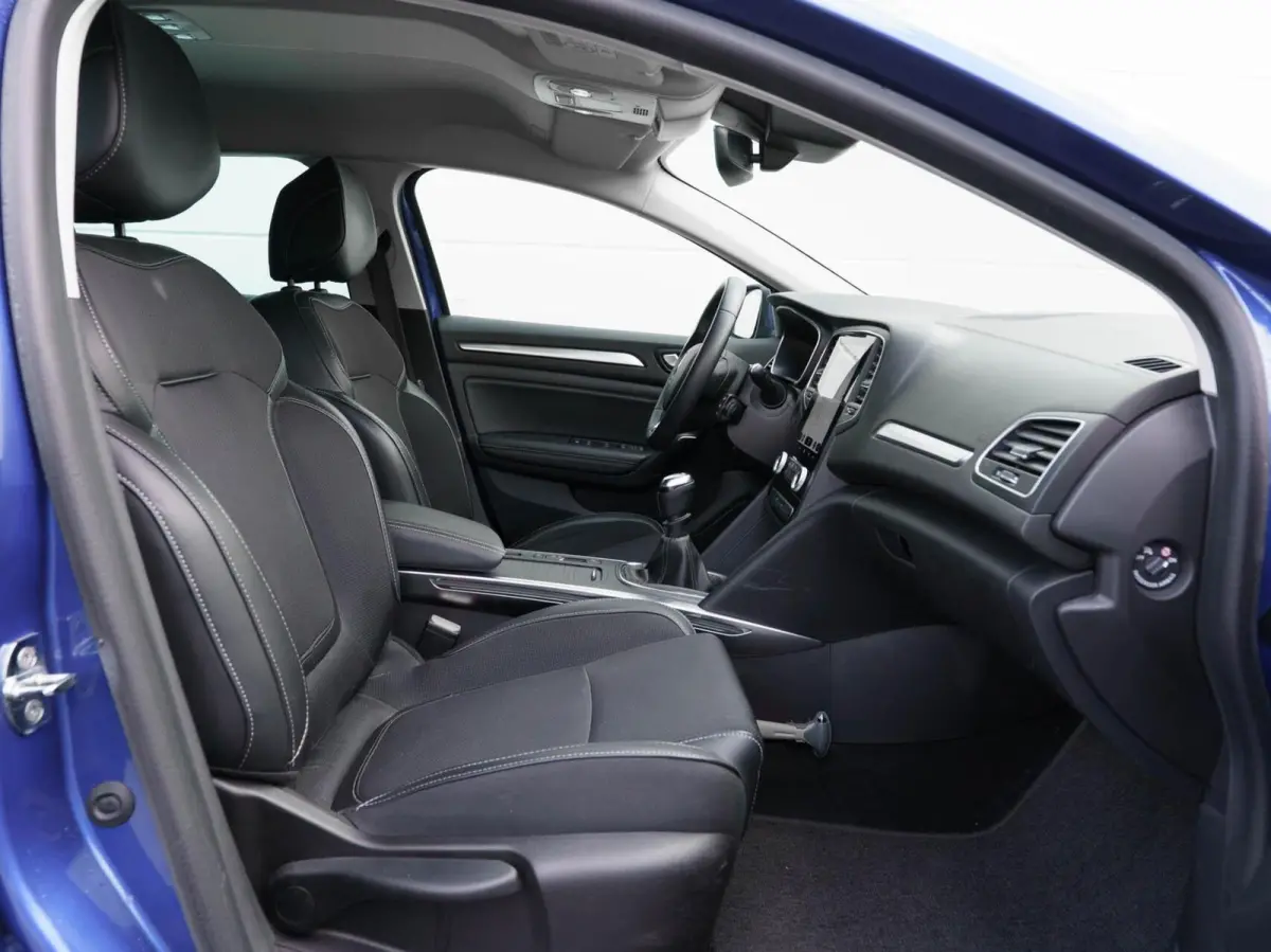 1.3 TCe 140pk Techno | Half leder | Groot scherm | Carplay | Trekhaak