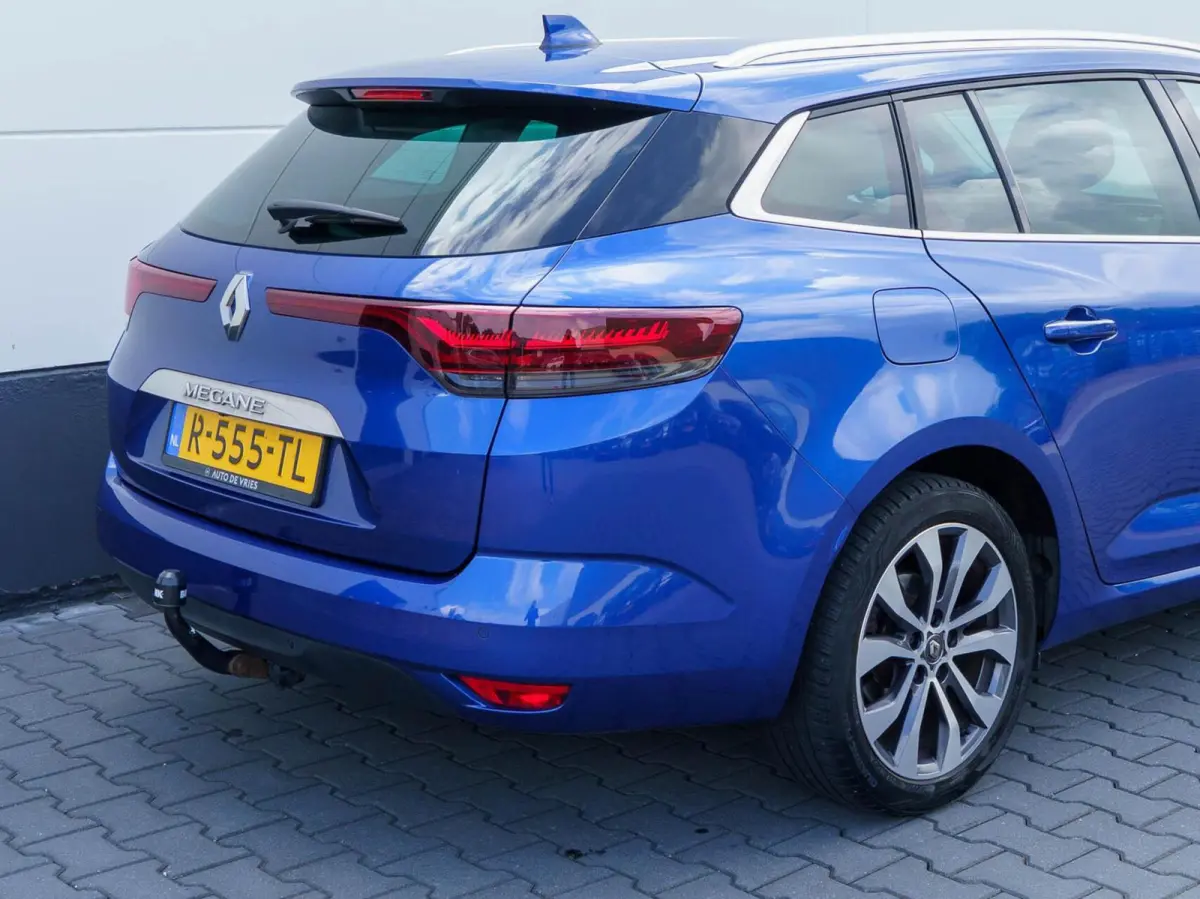 1.3 TCe 140pk Techno | Half leder | Groot scherm | Carplay | Trekhaak