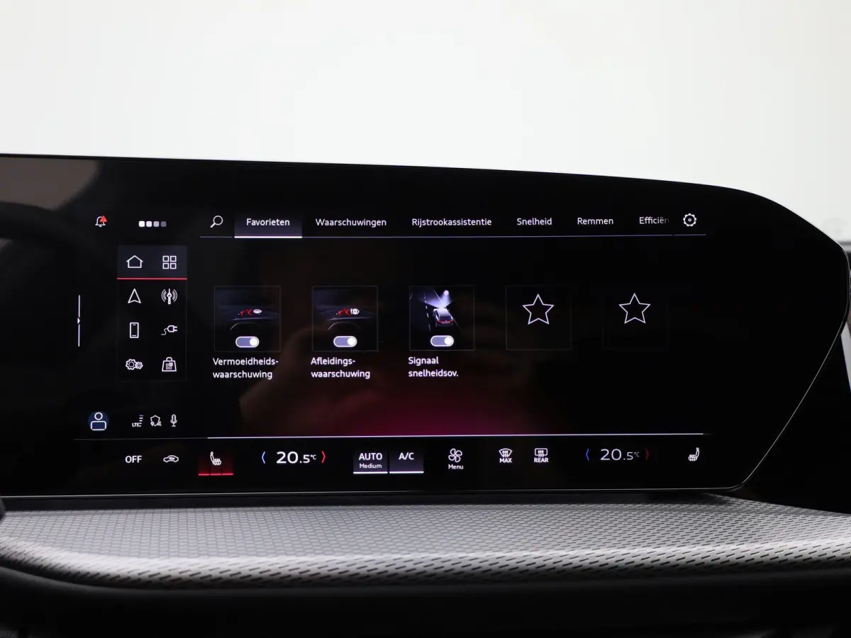 2.0 TFSI e-hybrid quattro S edition Competition 367 PK | S-line | 360 Camera | Trekhaak | Adaptive cruise control | Keyless | MMI bijrijdersdisplay | Apple Carplay | Android Auto | Lichtmeta