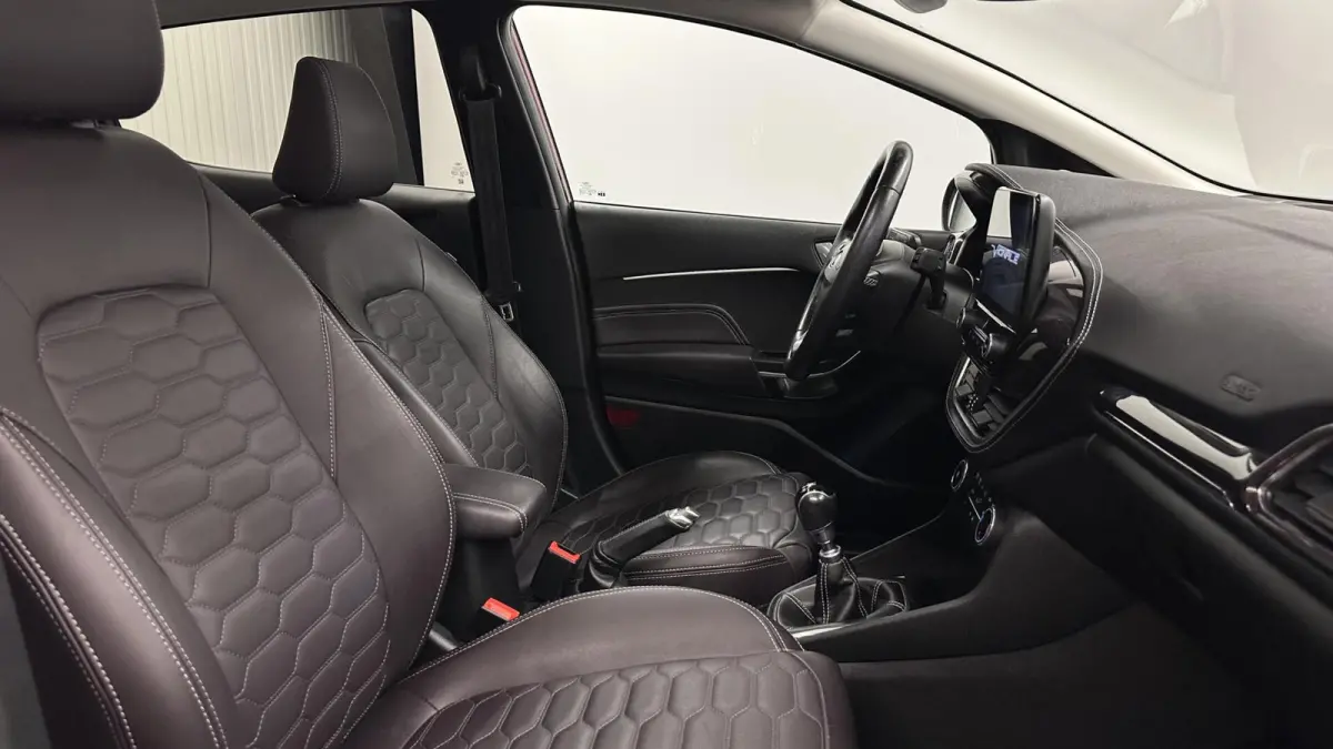 1.0 EcoBoost Vignale PANO B&O CAMERA LEER ECC CRUISE LM.