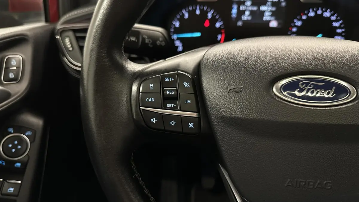 1.0 EcoBoost Vignale PANO B&O CAMERA LEER ECC CRUISE LM.
