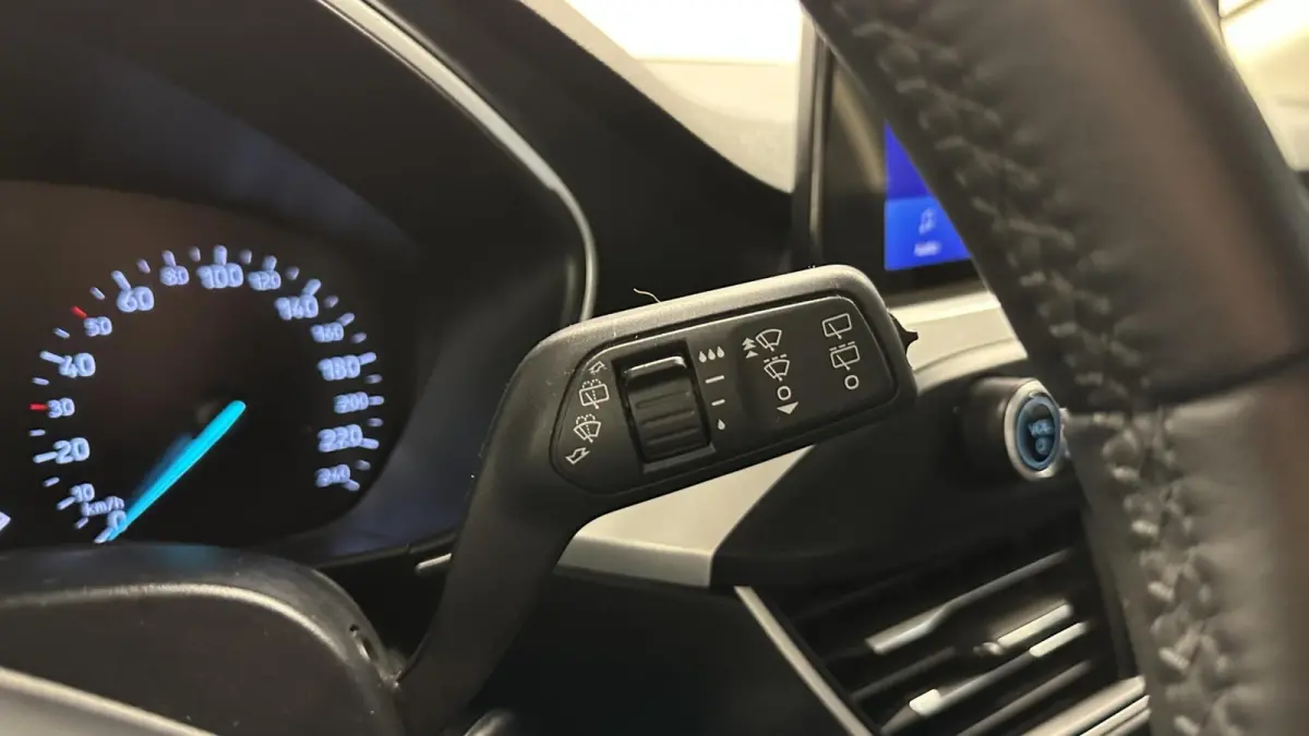 1.0 EcoBoost Hybrid Trend Edition Business CAMERA NAVI CARPLAY LM.