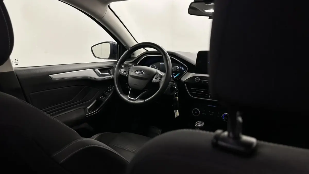 1.0 EcoBoost Hybrid Trend Edition Business CAMERA NAVI CARPLAY LM.