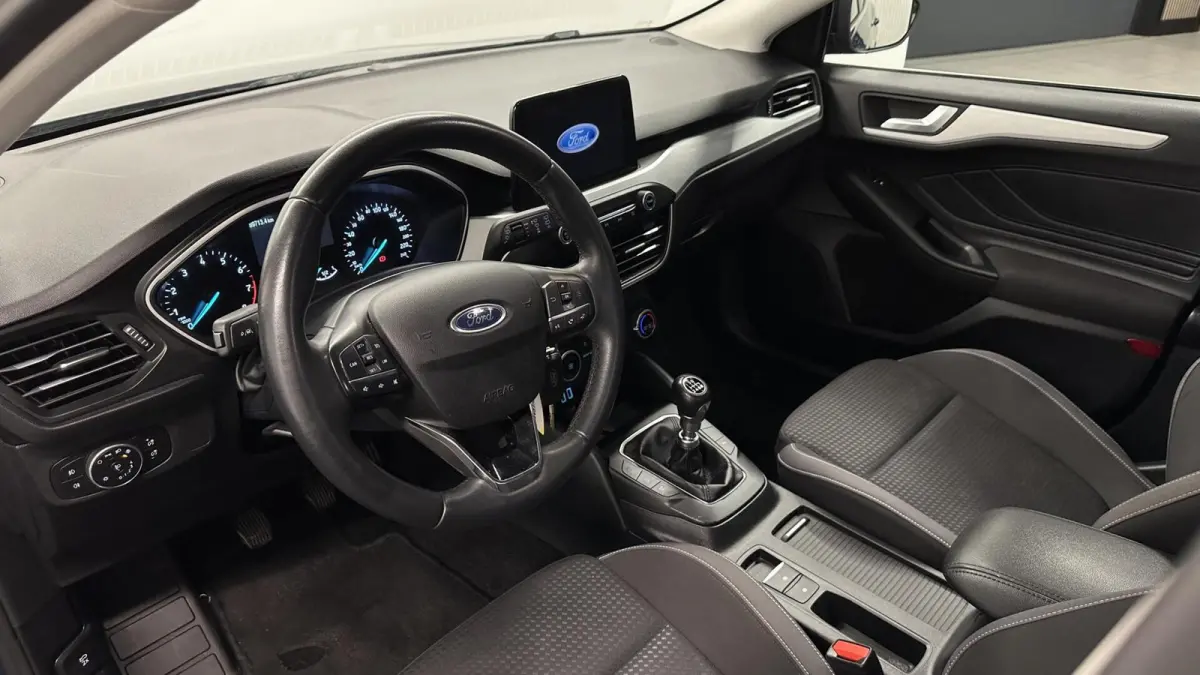 1.0 EcoBoost Hybrid Trend Edition Business CAMERA NAVI CARPLAY LM.