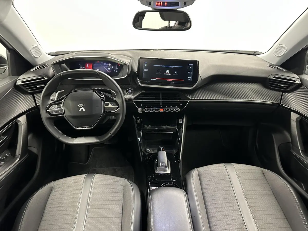 1.2 PureTech Allure Pack AUTOMAAT CAMERA ECC CRUISE LM NAVI CARPLAY.