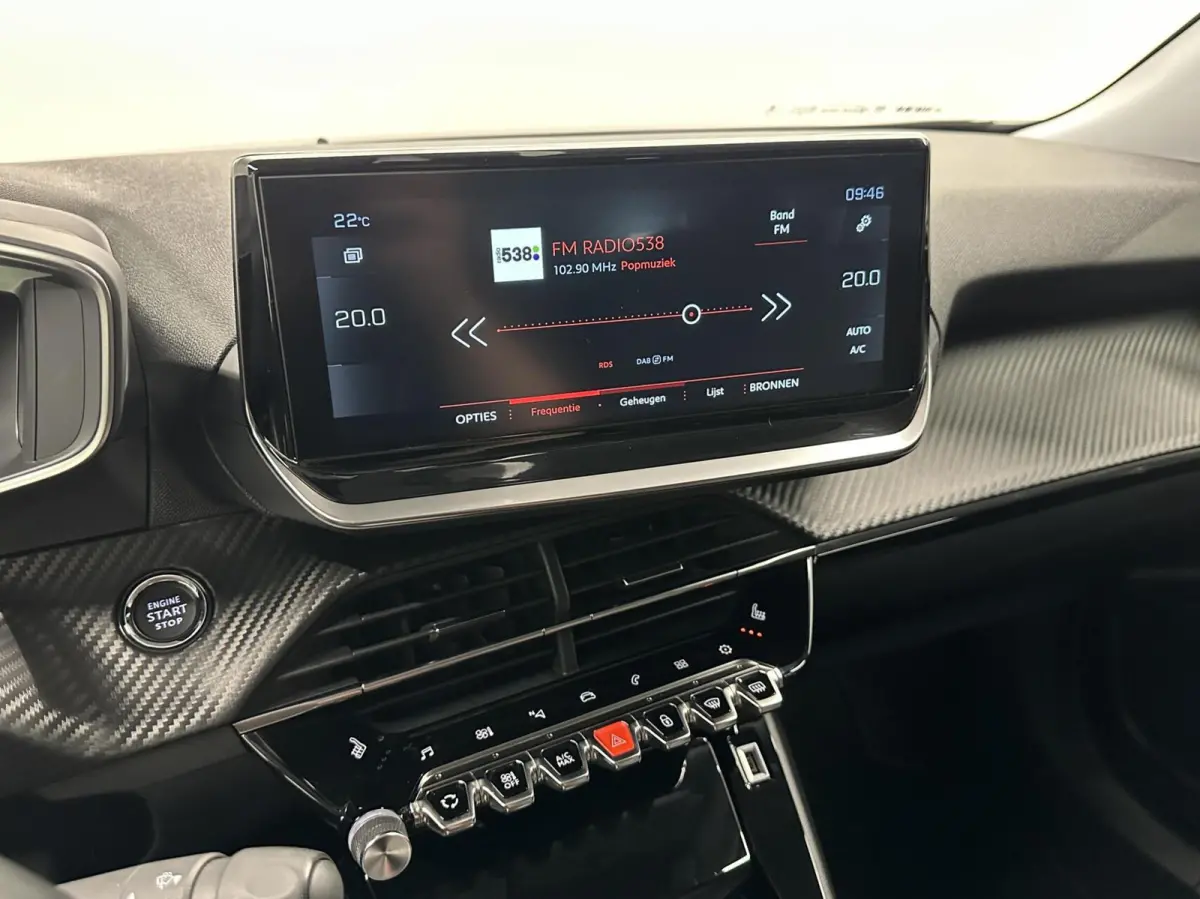 1.2 PureTech Allure Pack AUTOMAAT CAMERA ECC CRUISE LM NAVI CARPLAY.