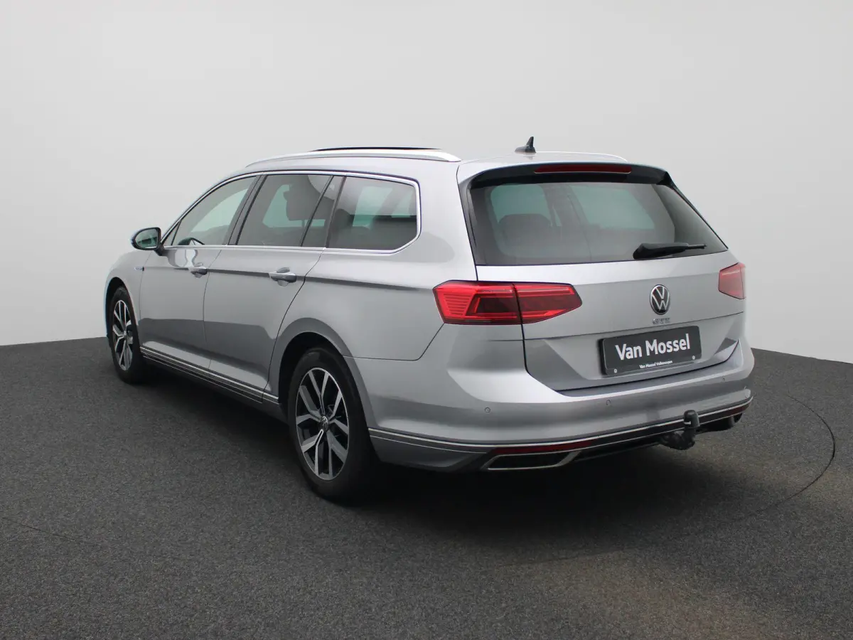 1.4 TSI DSG GTE Business | PANORAMADAK | TREKHAAK | STOELVERWARMING | LEDER | CLIMATE CONTROL | CAMERA | ADAPTIEF CRUISECONTROL |