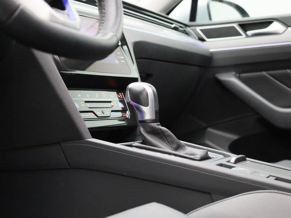 1.4 TSI DSG GTE Business | PANORAMADAK | TREKHAAK | STOELVERWARMING | LEDER | CLIMATE CONTROL | CAMERA | ADAPTIEF CRUISECONTROL |