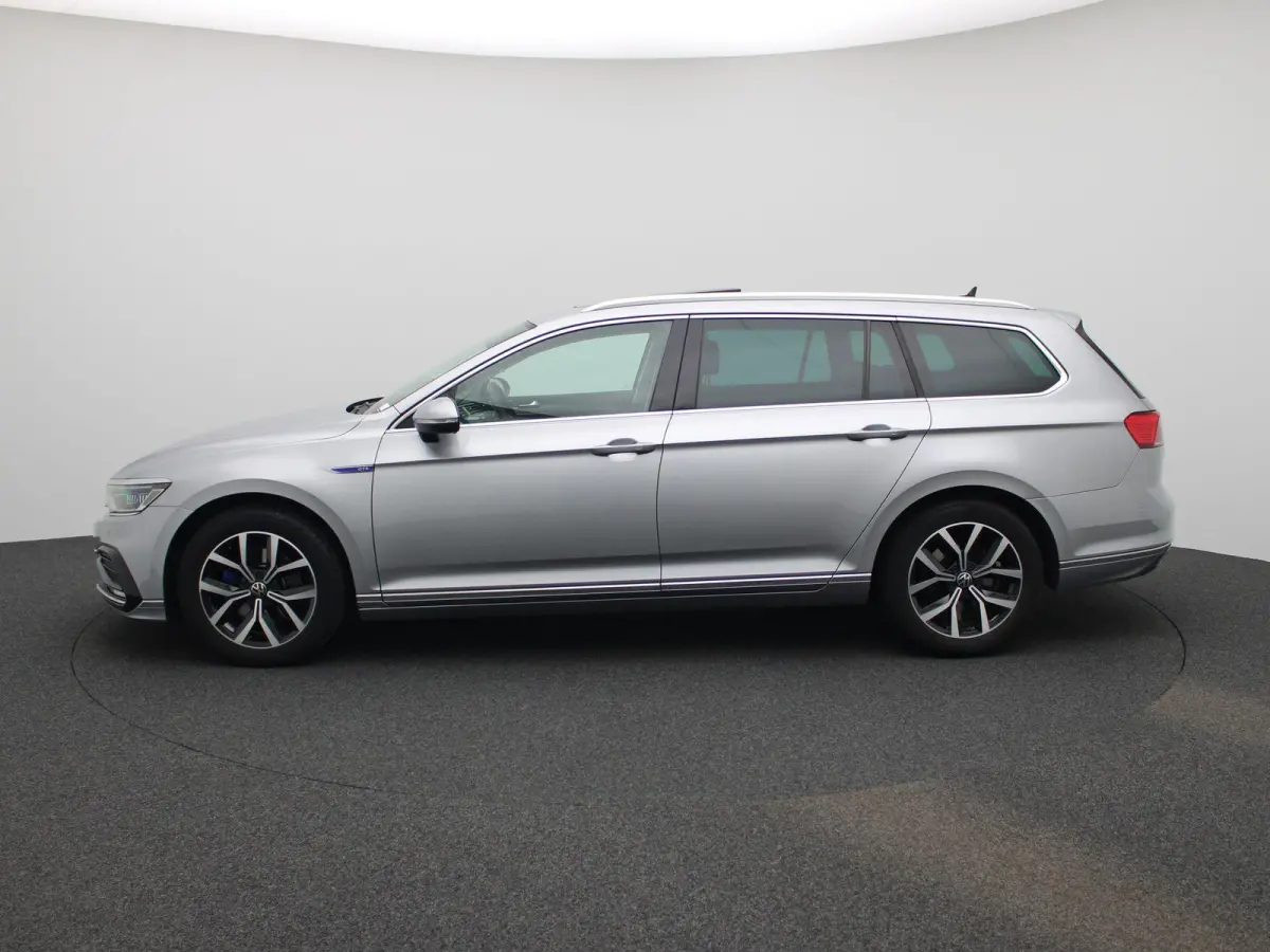 1.4 TSI DSG GTE Business | PANORAMADAK | TREKHAAK | STOELVERWARMING | LEDER | CLIMATE CONTROL | CAMERA | ADAPTIEF CRUISECONTROL |