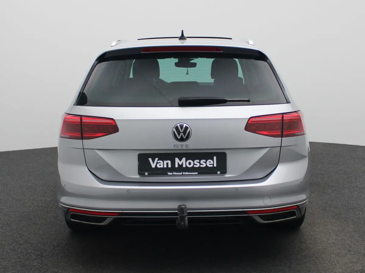 1.4 TSI DSG GTE Business | PANORAMADAK | TREKHAAK | STOELVERWARMING | LEDER | CLIMATE CONTROL | CAMERA | ADAPTIEF CRUISECONTROL |