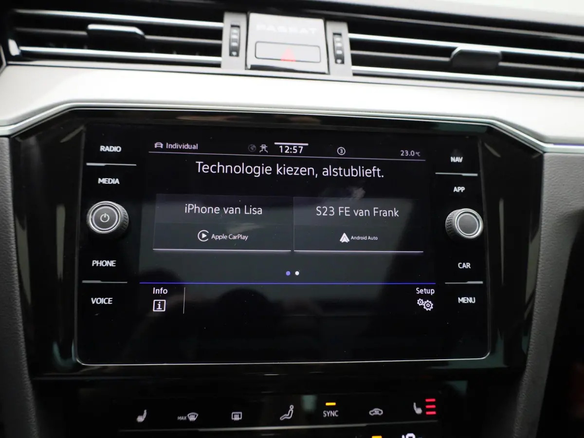 1.4 TSI DSG GTE Business | PANORAMADAK | TREKHAAK | STOELVERWARMING | LEDER | CLIMATE CONTROL | CAMERA | ADAPTIEF CRUISECONTROL |