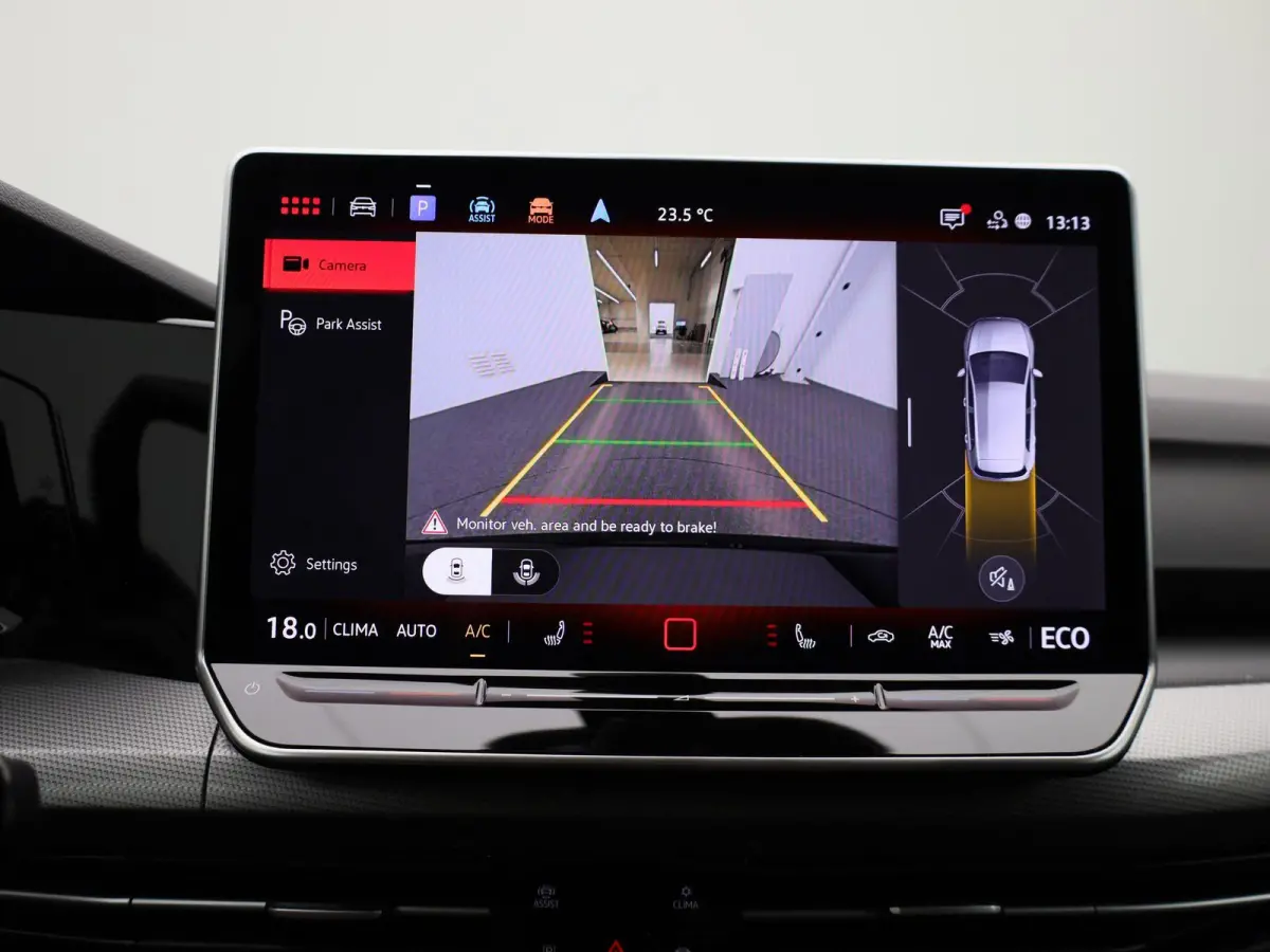 1.5 eHybrid Style Edition 204 PK| Origineel Nederlands | 1e Eigenaar | Navigatie | LED Matrix | Stoelverwarming | Stuurwielverwarming | Achteruitrijcamera