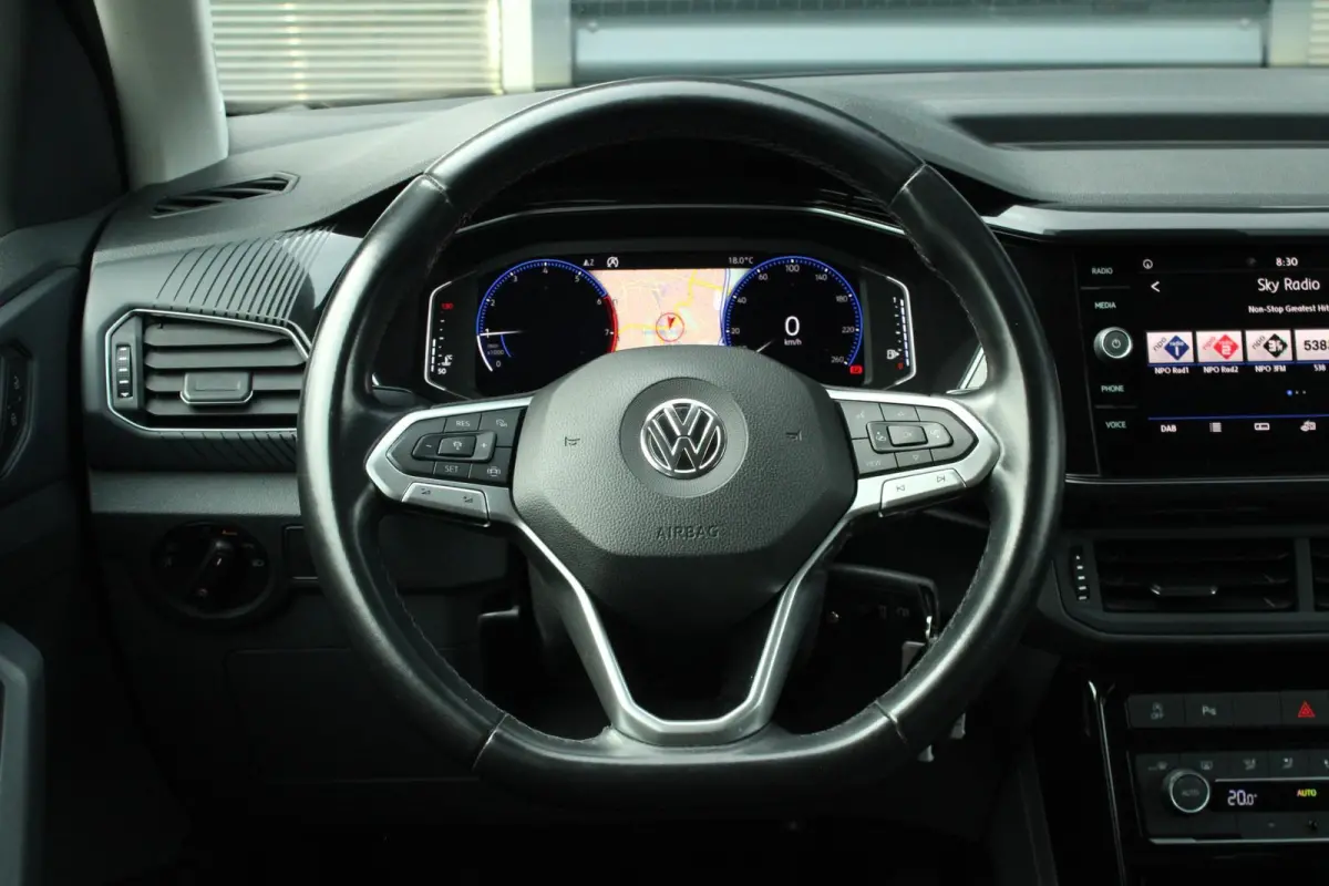 1.0 TSI 115pk Style Hand-6 | Trekhaak | Allseason Banden | Dodehoek Sensor