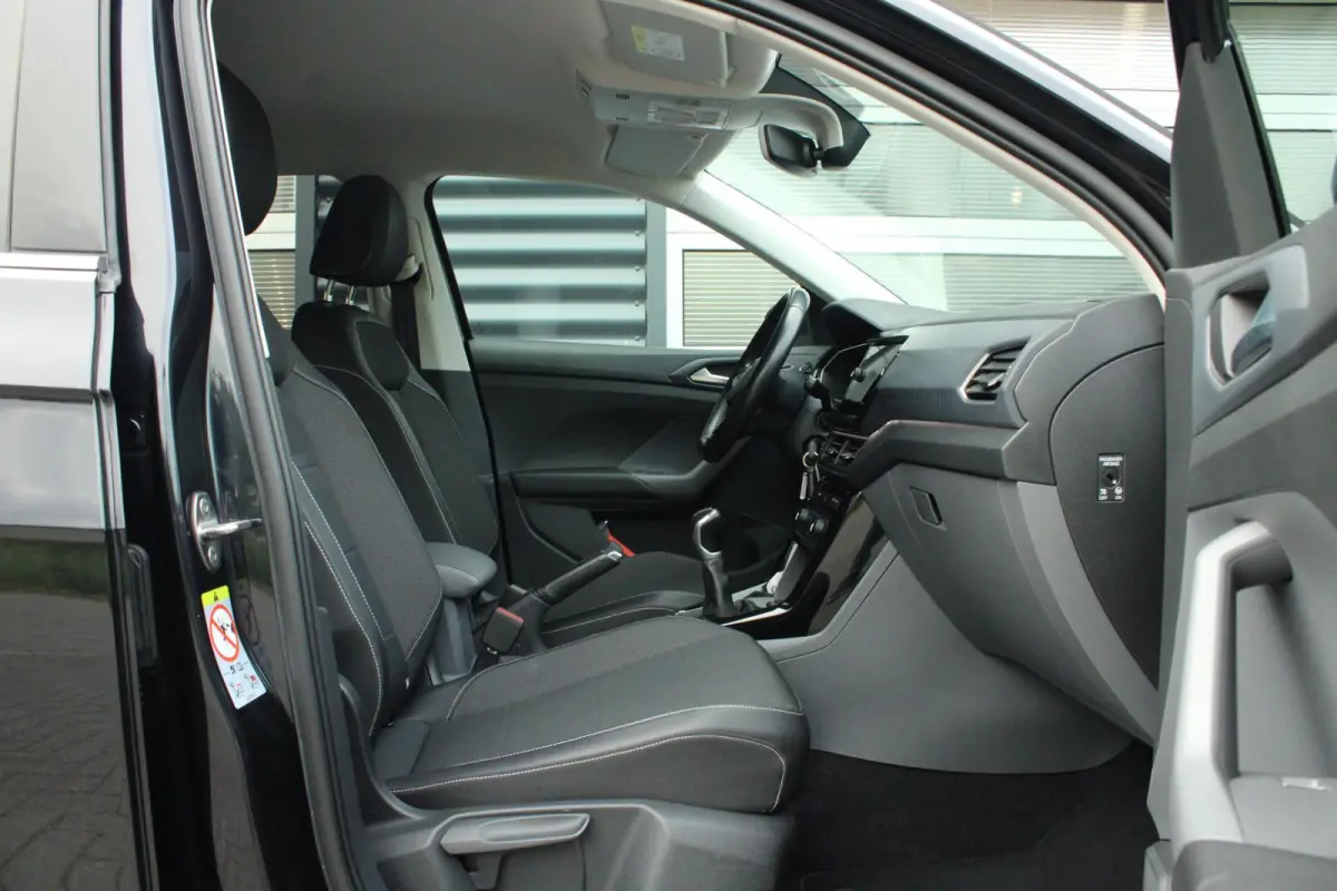 1.0 TSI 115pk Style Hand-6 | Trekhaak | Allseason Banden | Dodehoek Sensor