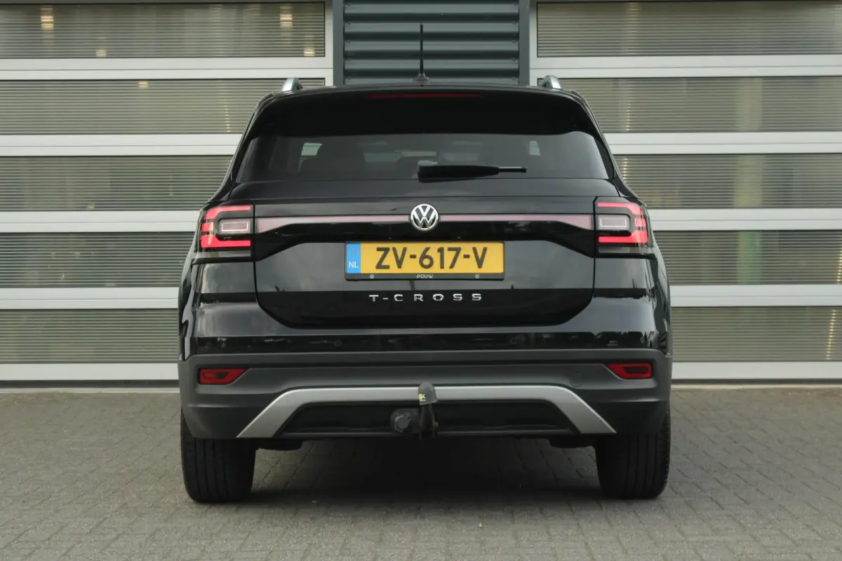 1.0 TSI 115pk Style Hand-6 | Trekhaak | Allseason Banden | Dodehoek Sensor