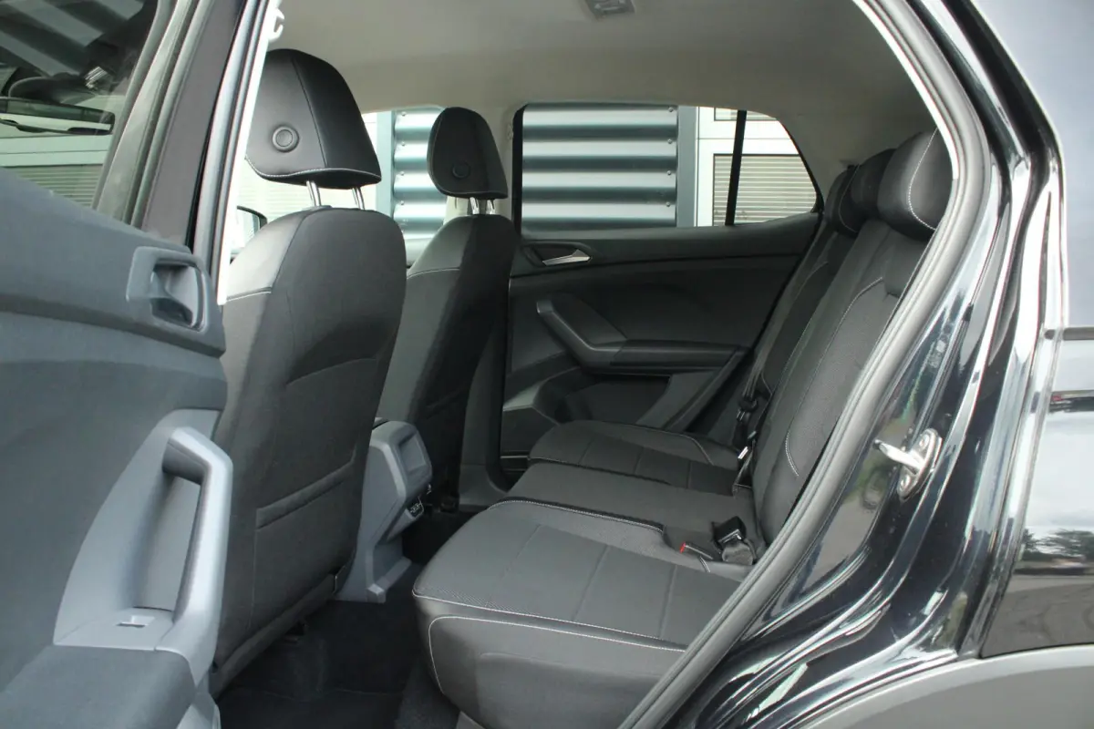 1.0 TSI 115pk Style Hand-6 | Trekhaak | Allseason Banden | Dodehoek Sensor
