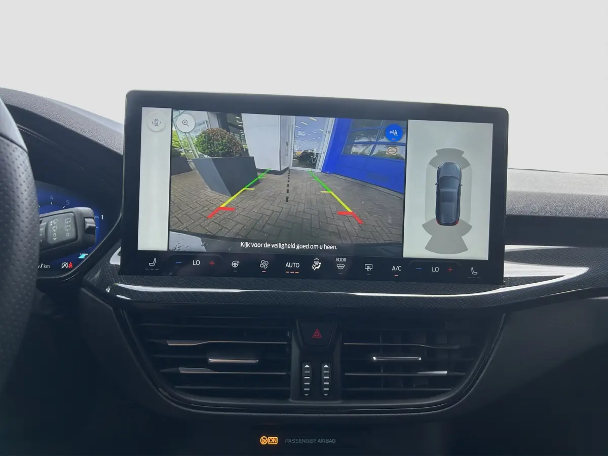 1.0 Hybrid ST Line X | Pano | Adap. Cruise | B&O Audio | BLIS | 18 inch