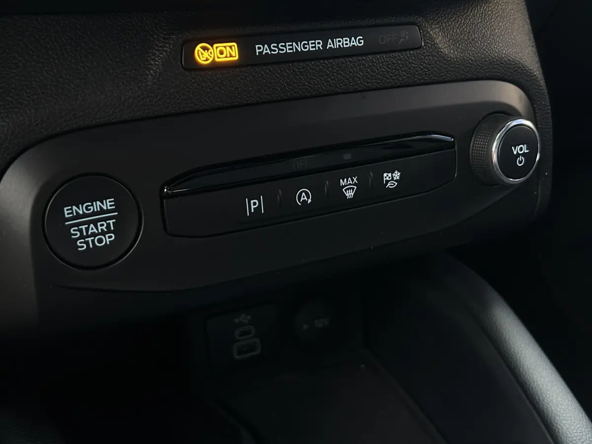 1.0 Hybrid ST Line X | Pano | Adap. Cruise | B&O Audio | BLIS | 18 inch
