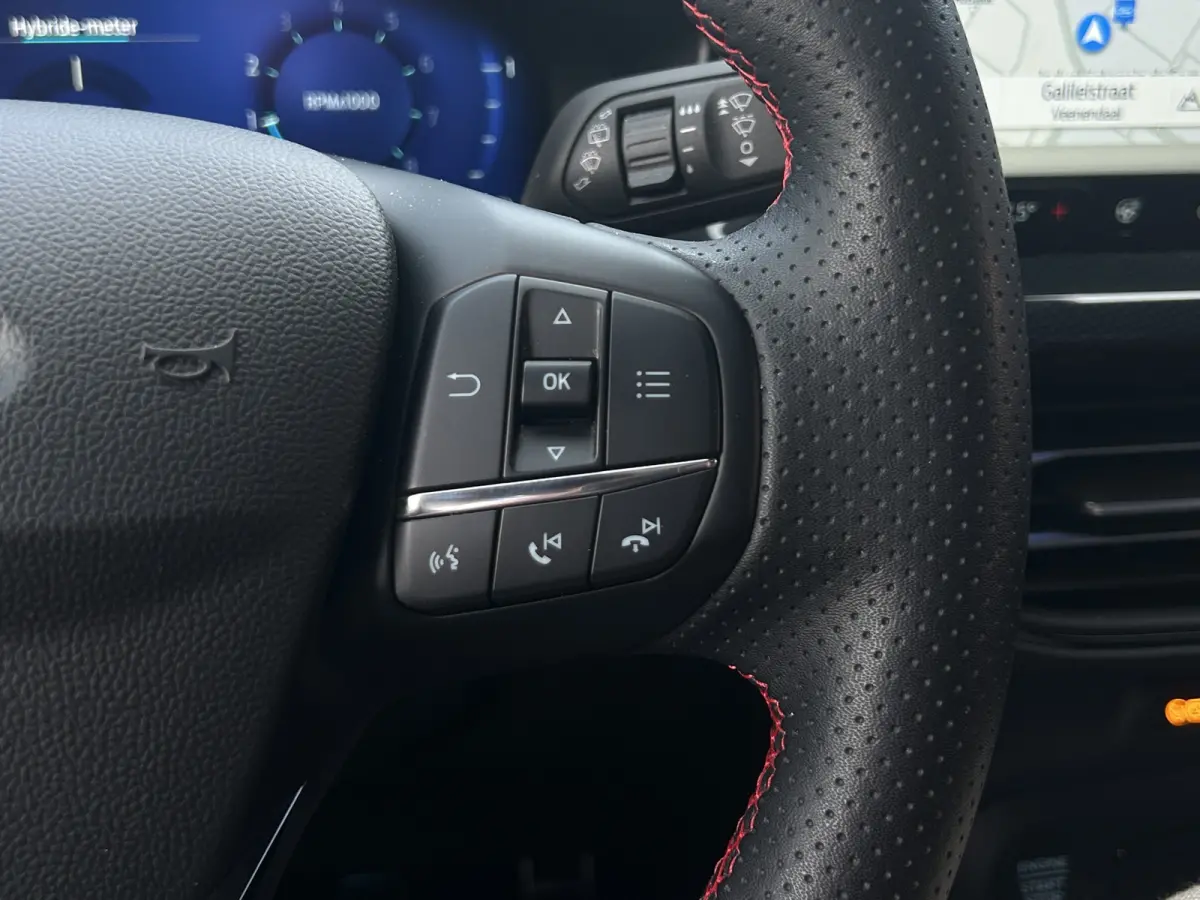 1.0 Hybrid ST Line X | Pano | Adap. Cruise | B&O Audio | BLIS | 18 inch