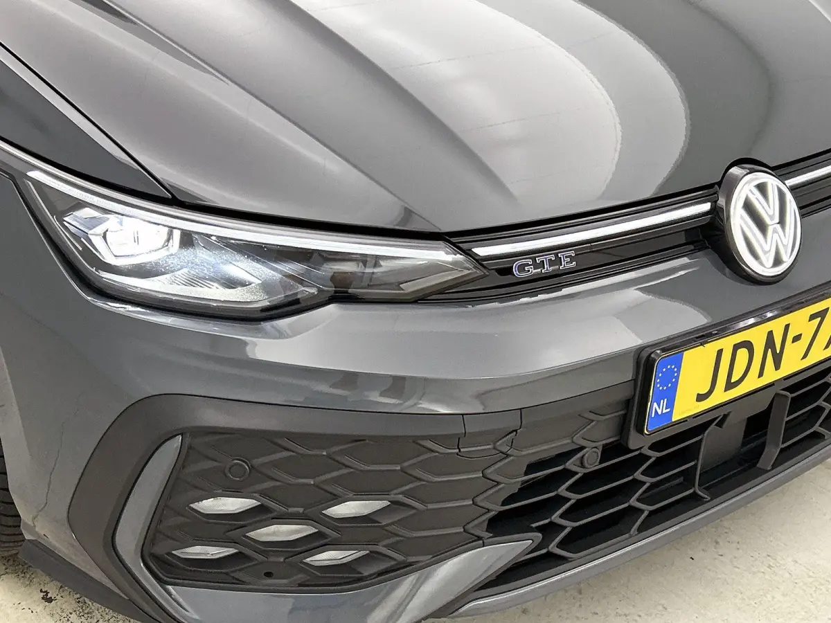 1.5 eHybrid GTE 272 PK| Origineel Nederlands | 1e Eigenaar | Navigatie | Achteruitrijcamera | Stoelverwarming | Stuurwielverwarming | Black Style