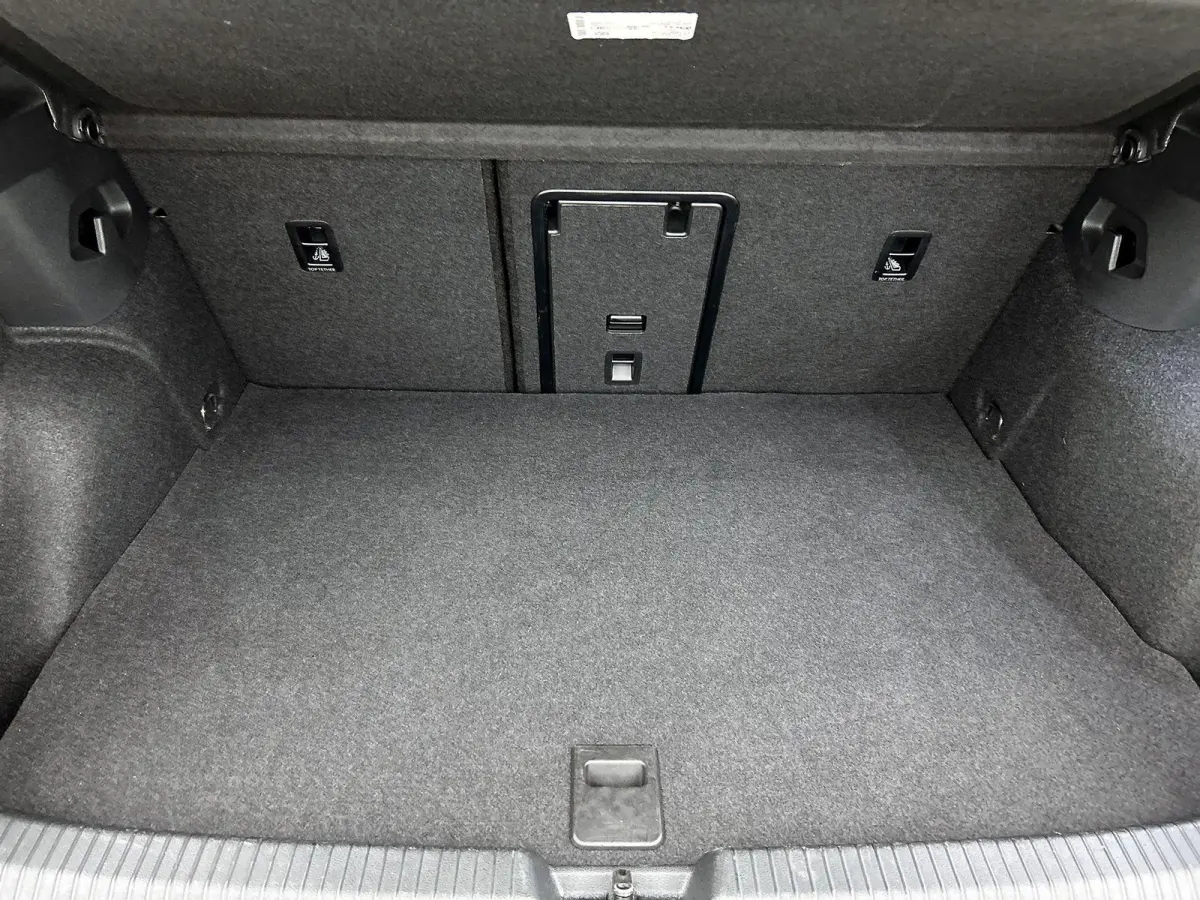 1.5 eHybrid GTE 272 PK| Origineel Nederlands | 1e Eigenaar | Navigatie | Achteruitrijcamera | Stoelverwarming | Stuurwielverwarming | Black Style