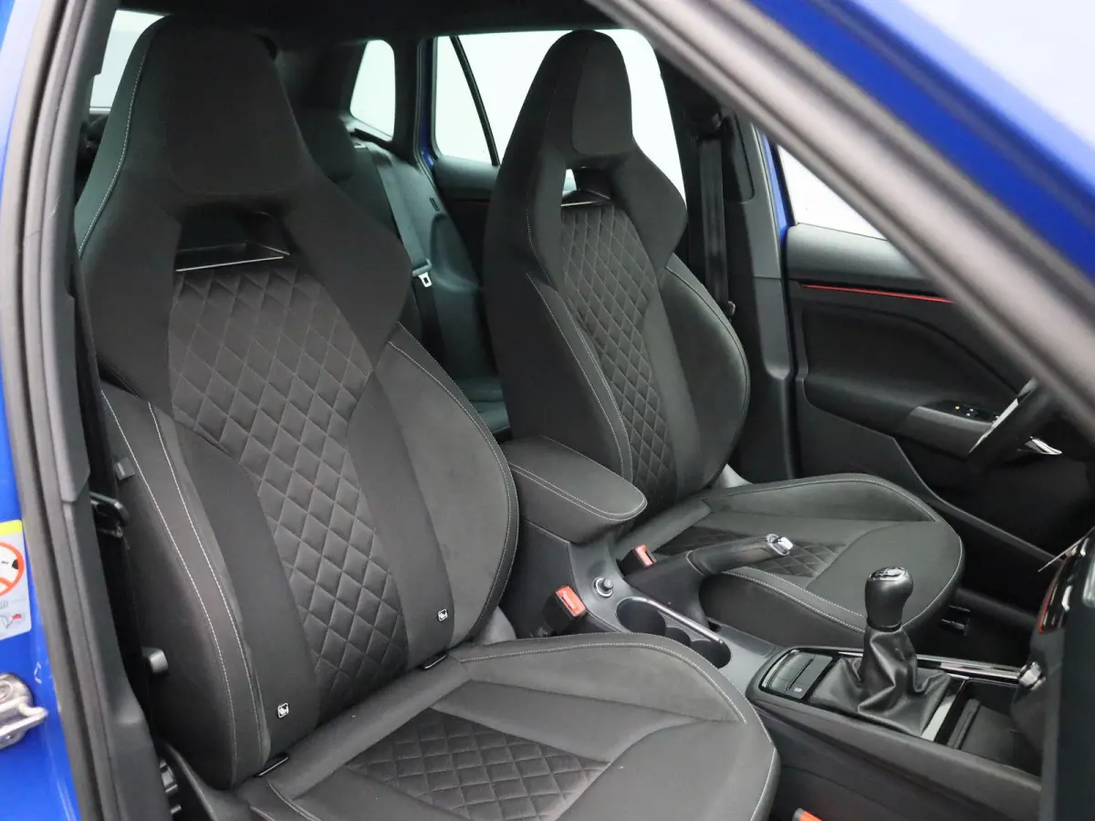 1.0 TSI Sport Business | CLIMATE CONTROL | CRUISE CONTROL | PARKEERSENSOREN | LMV |