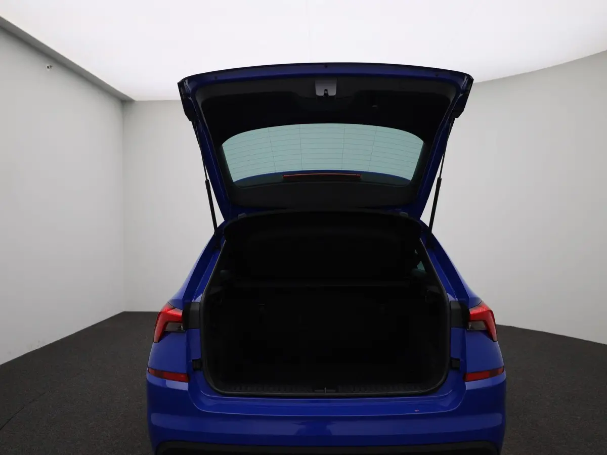 1.0 TSI Sport Business | CLIMATE CONTROL | CRUISE CONTROL | PARKEERSENSOREN | LMV |