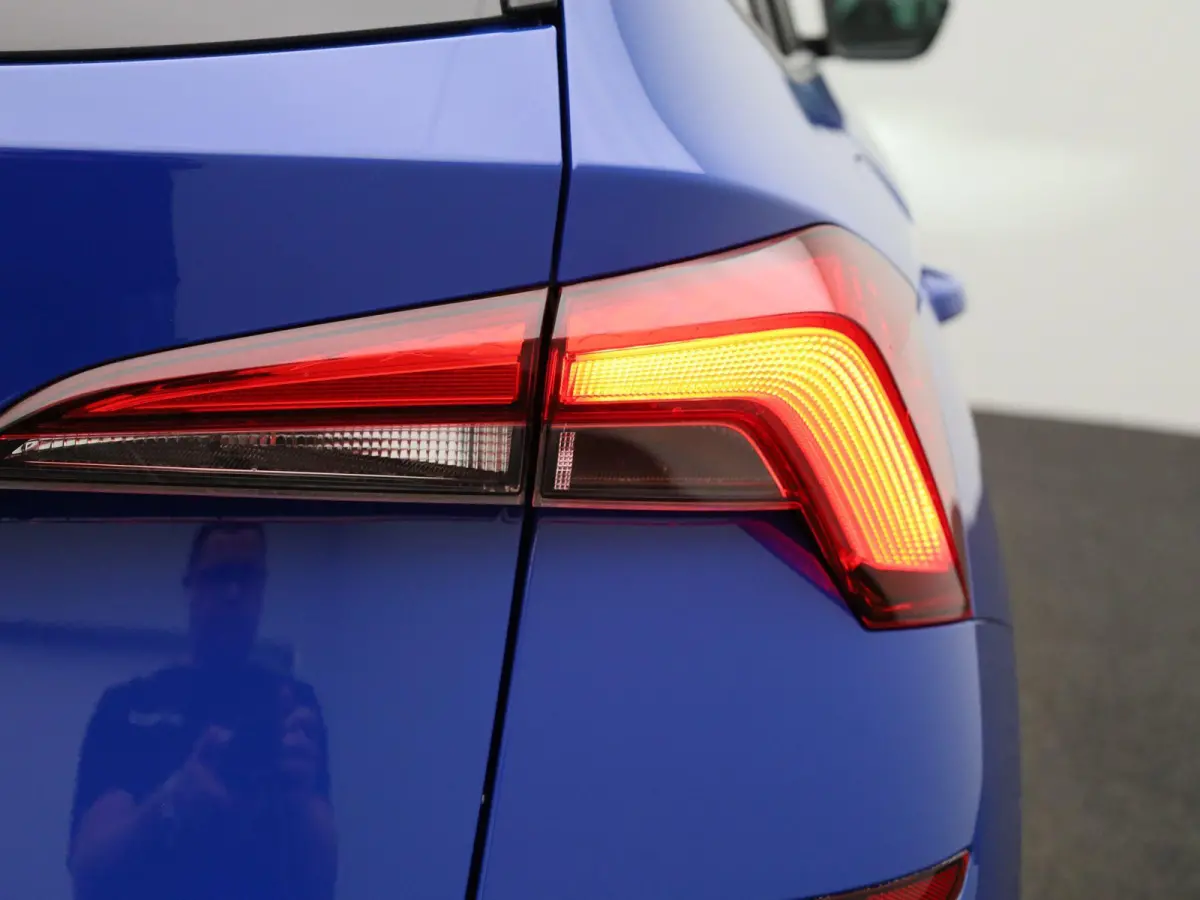 1.0 TSI Sport Business | CLIMATE CONTROL | CRUISE CONTROL | PARKEERSENSOREN | LMV |