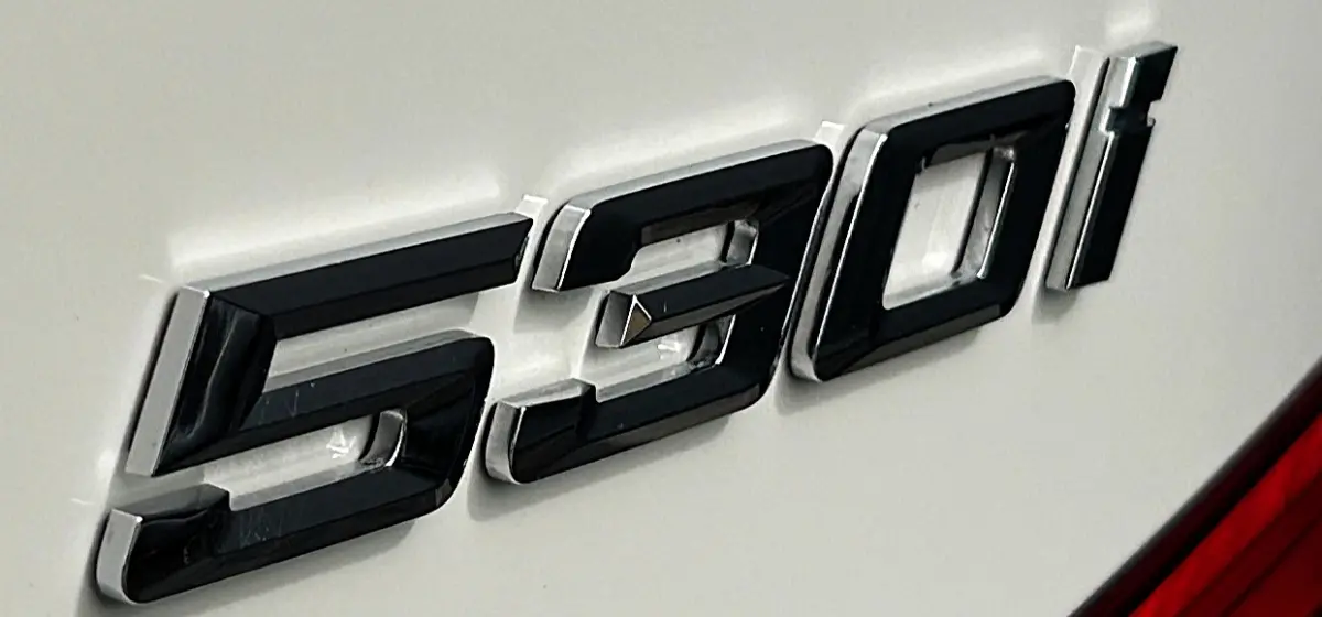 530i High Executive Luxury Line NAPPA LEER 18" NL-auto!