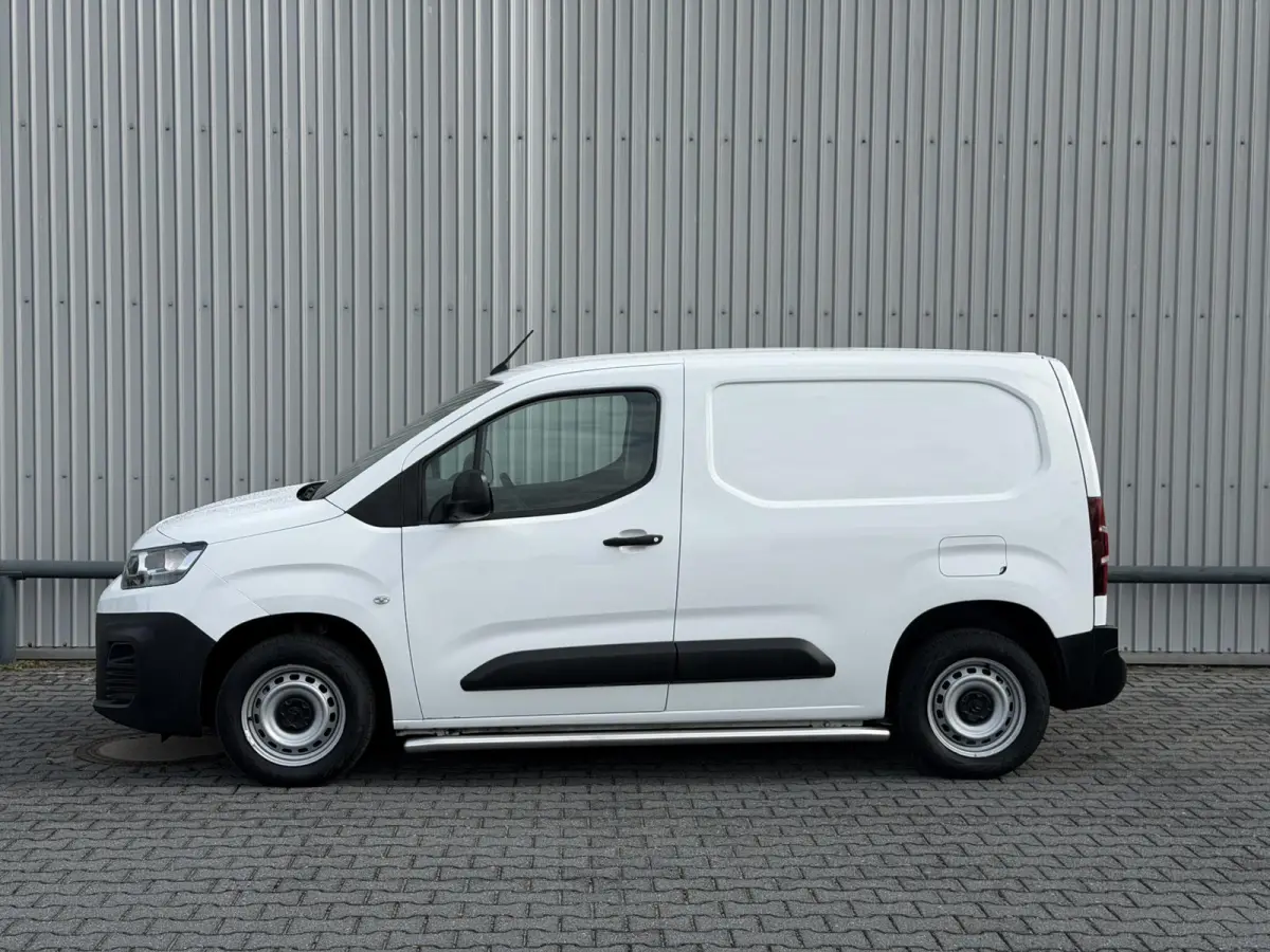 1.5 BlueHDI Control*A/C*TEL*SCHUIFDEUR*PDC*SIDEBAR