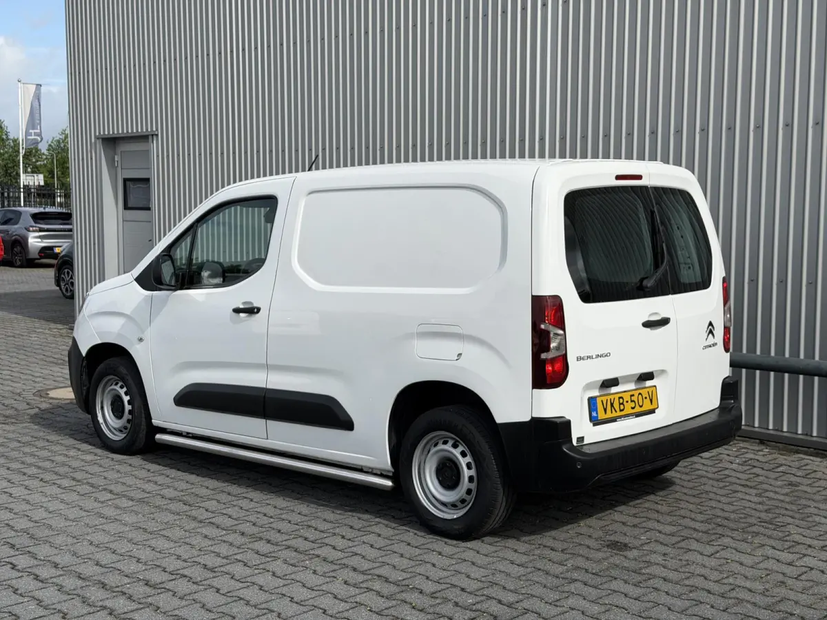 1.5 BlueHDI Control*A/C*TEL*SCHUIFDEUR*PDC*SIDEBAR
